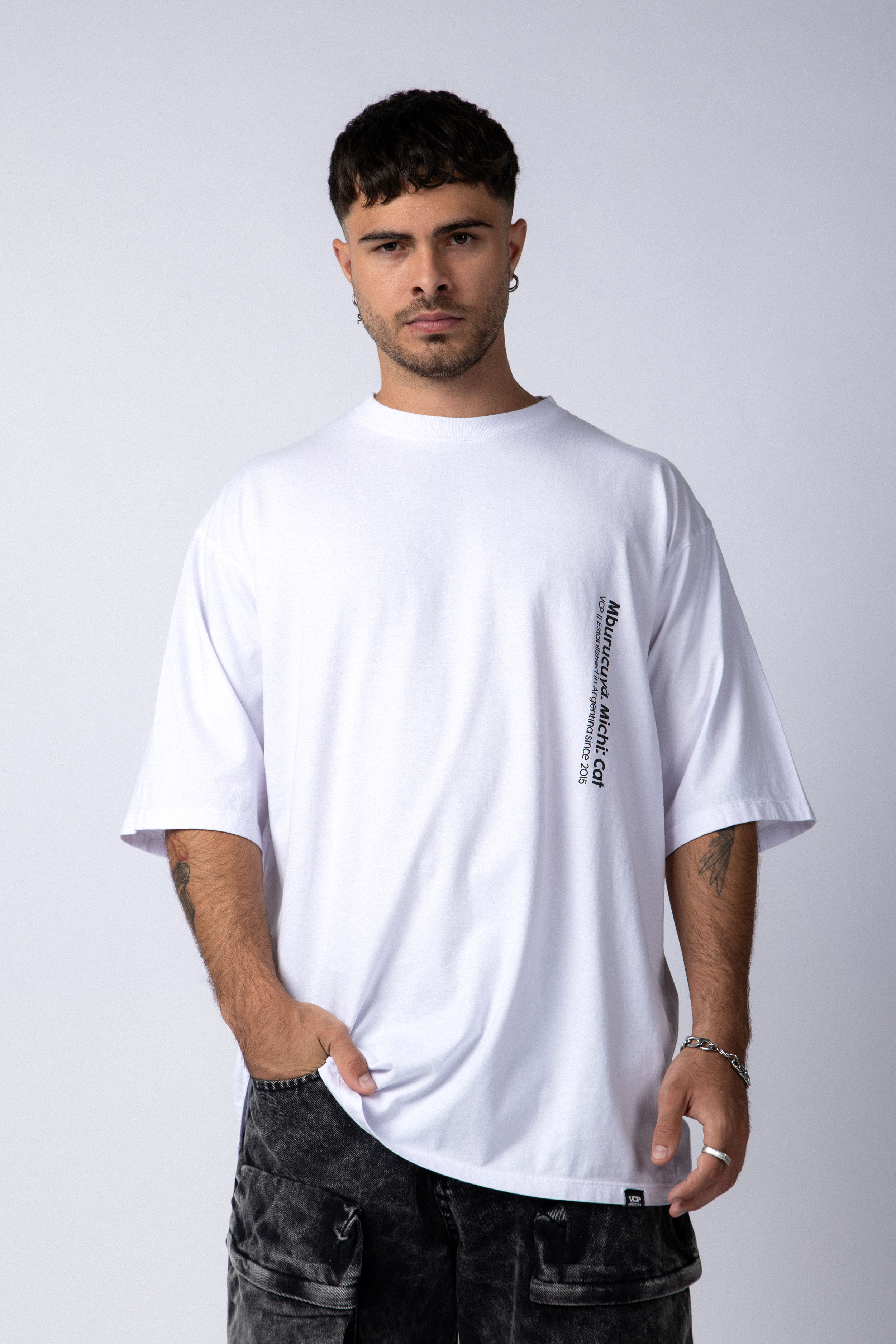 Remera Over Taz Michi Blanca