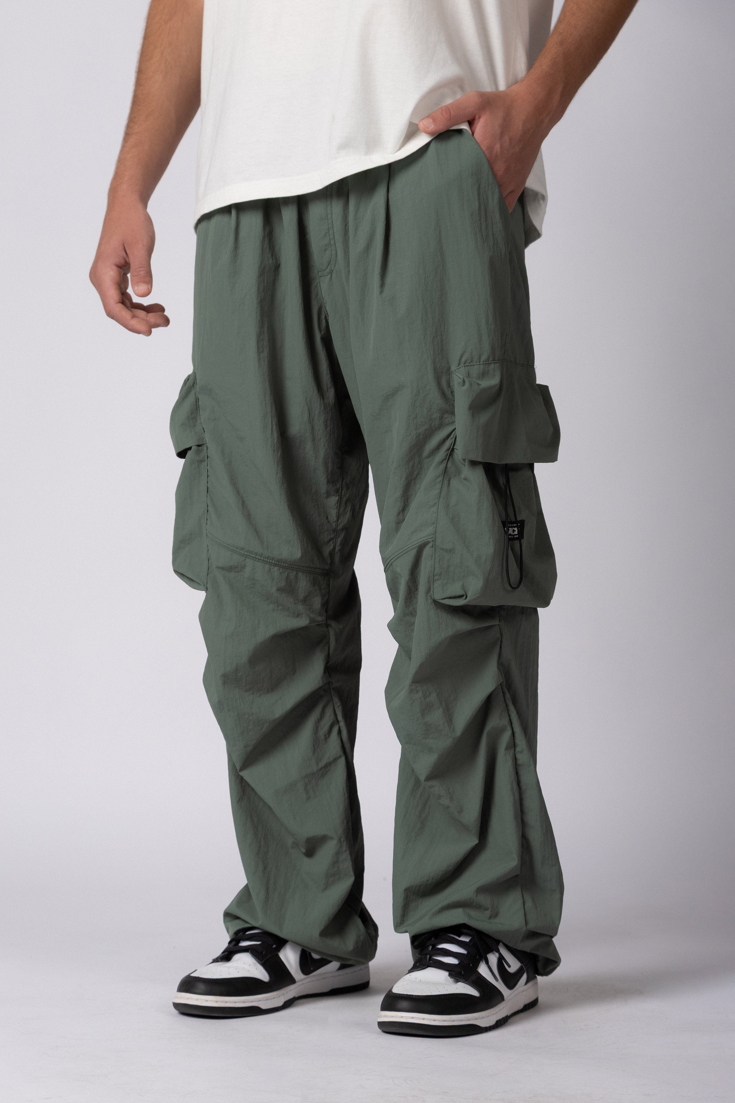 Pantalon Cargo Baggy Hardy Militar
