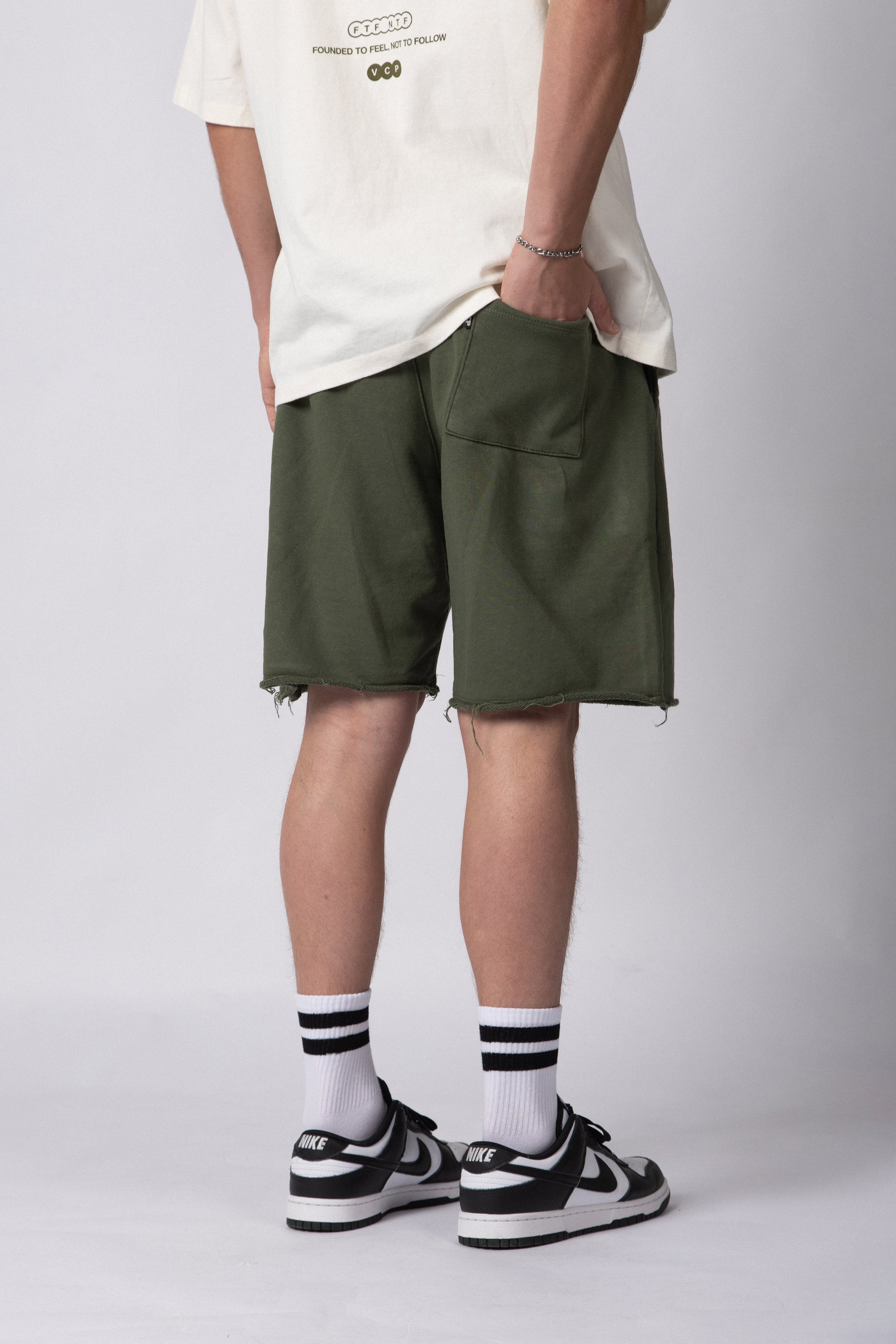 Bermuda Over Yogi Militar