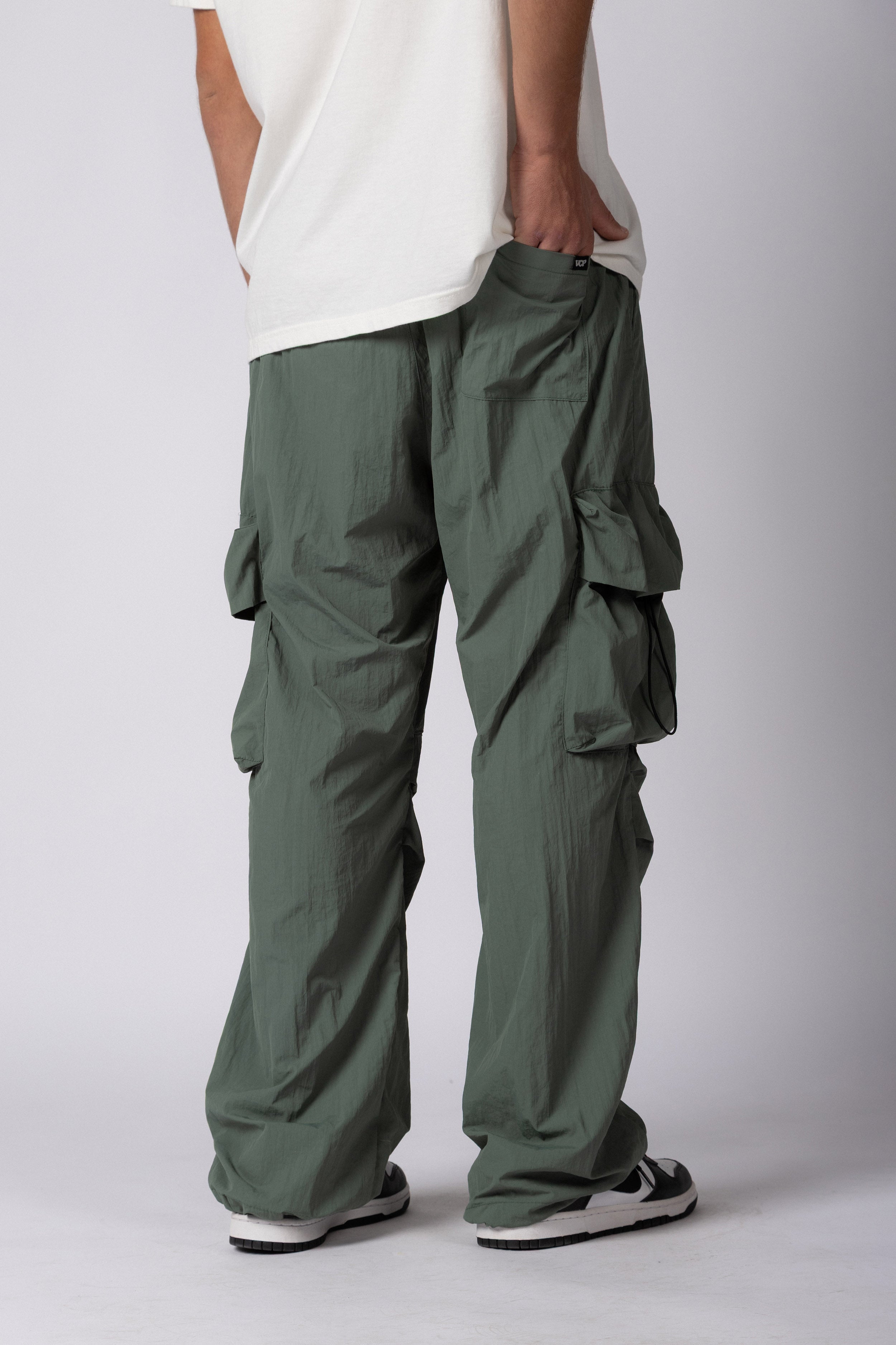 Pantalon Cargo Baggy Hardy Militar