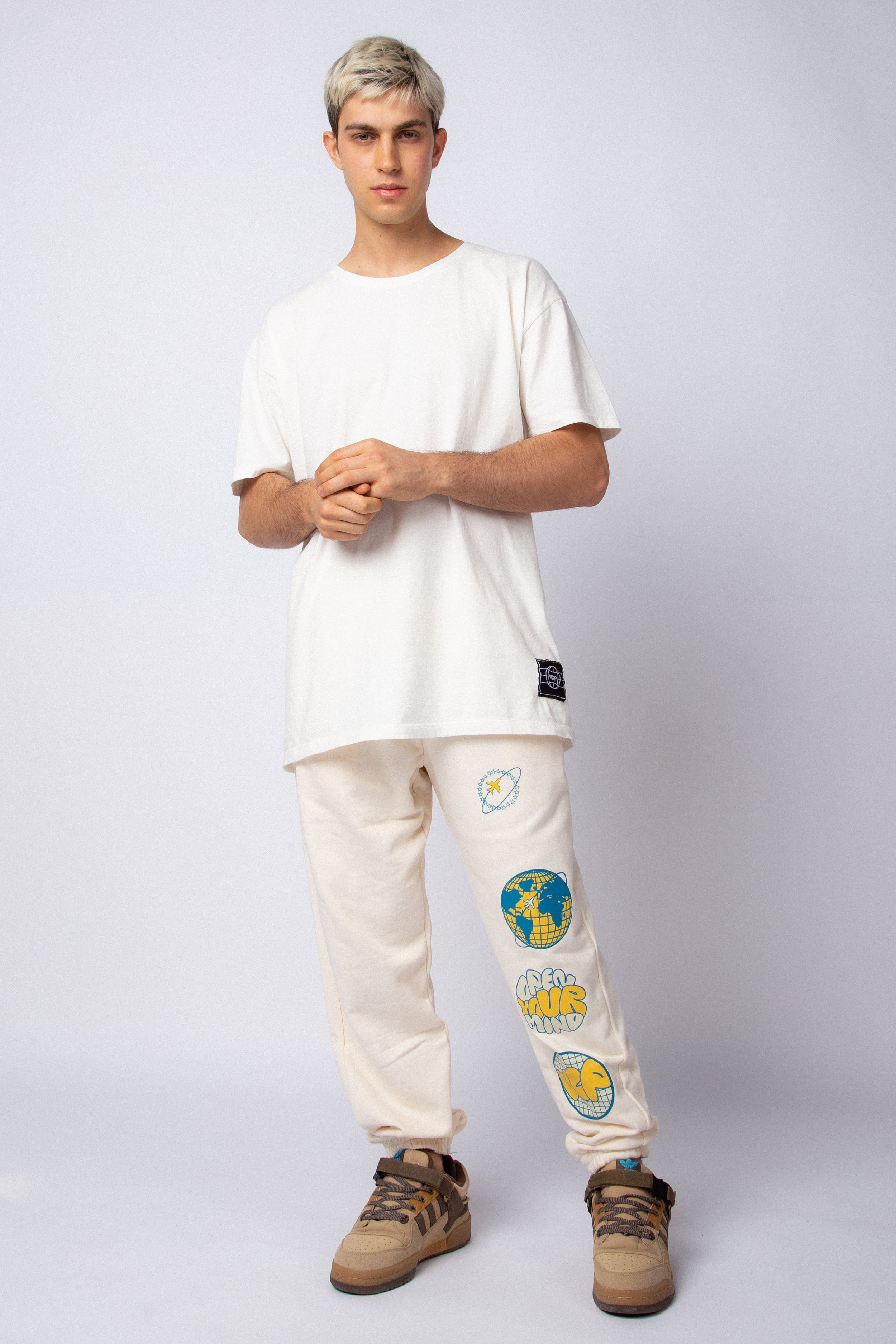Jogger Over Mundo Crudo