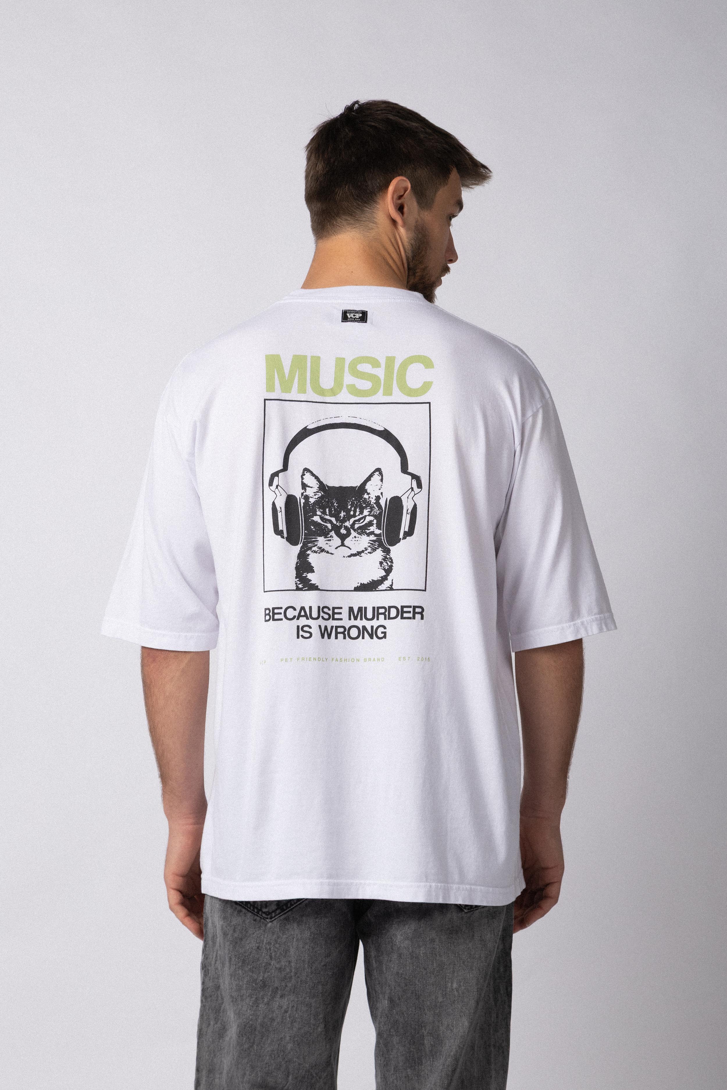 Remera Over Taz Murder Blanca