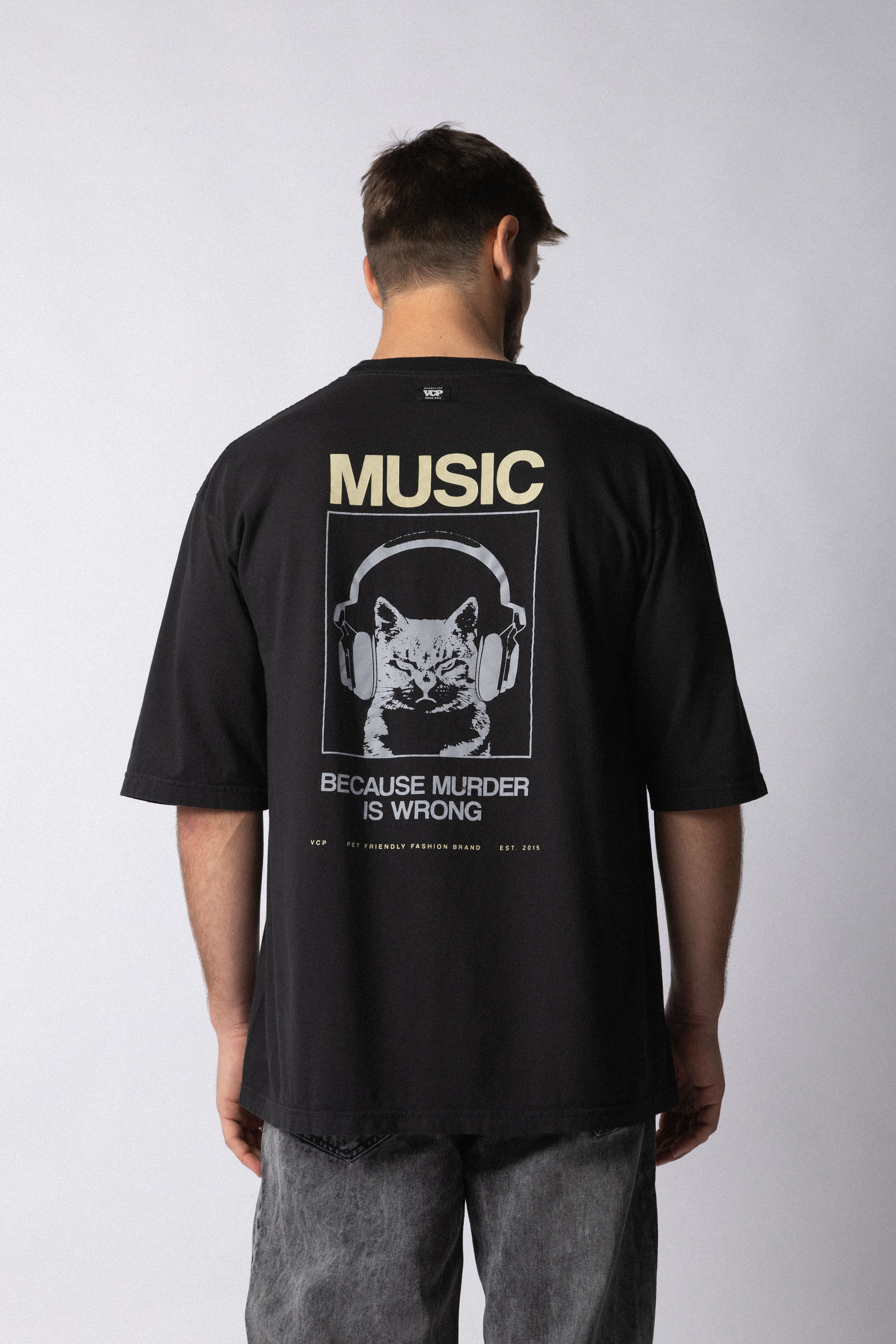 Remera Over Taz Murder Negra