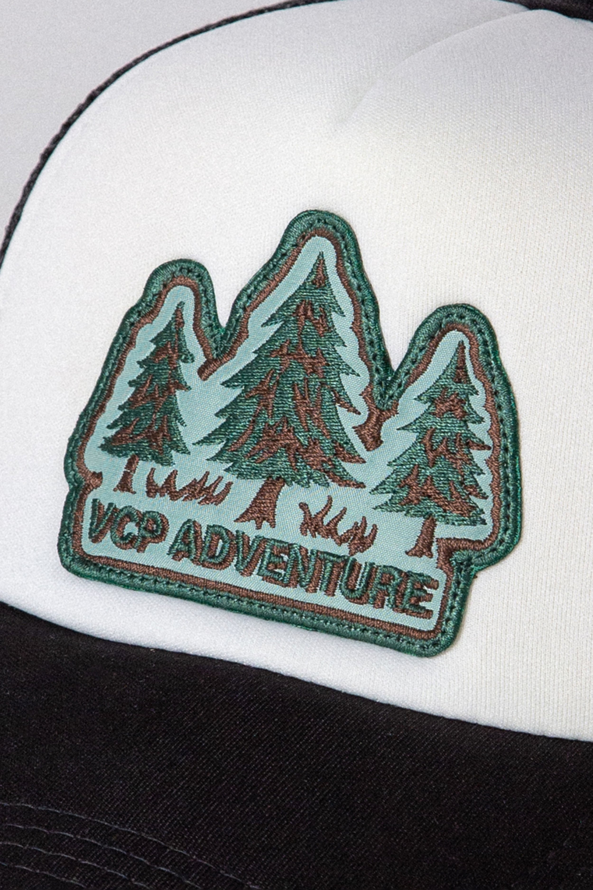 Gorra Trucker Negra Adventure