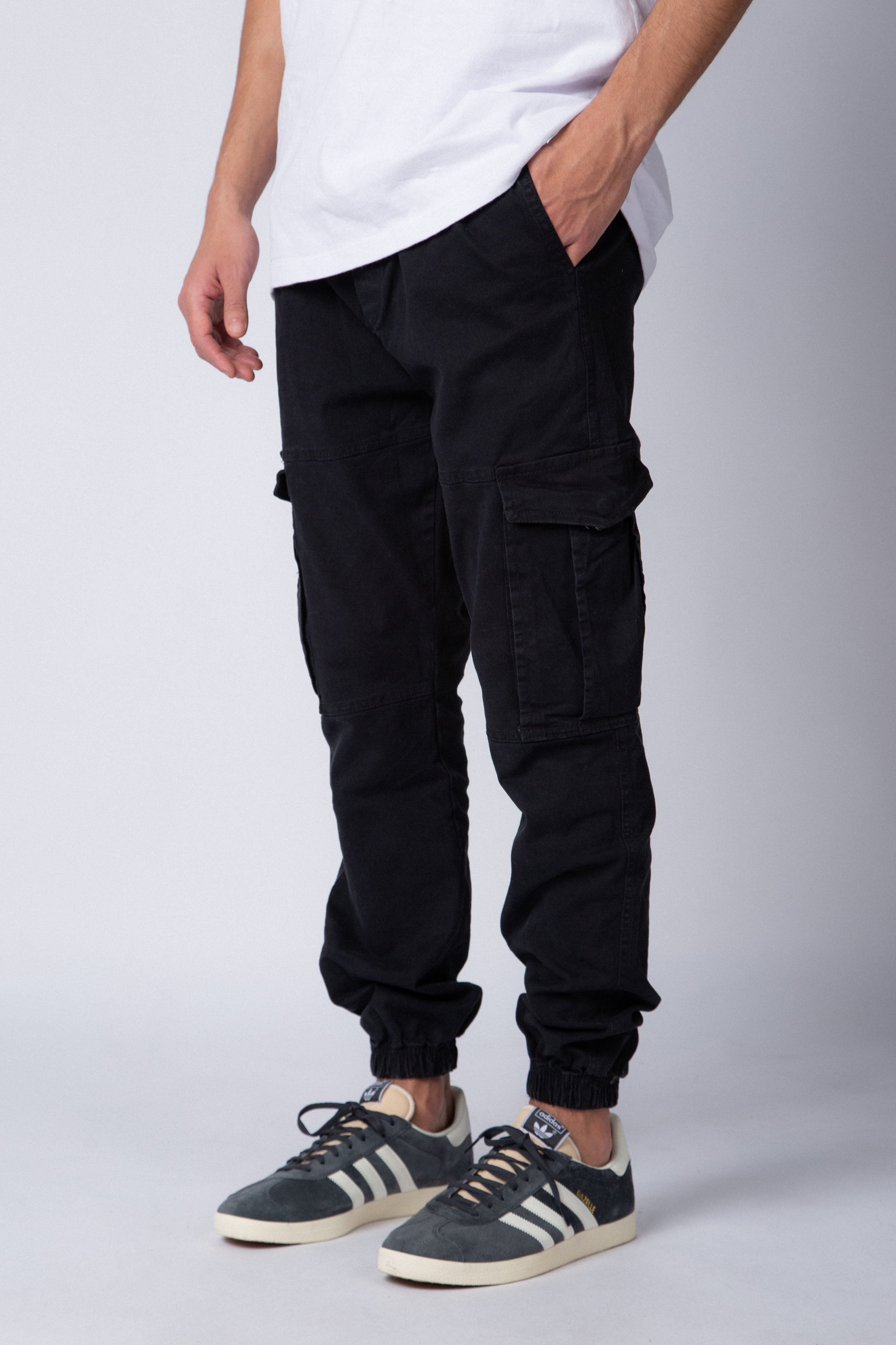 Jogger Cargo Lauren Negro