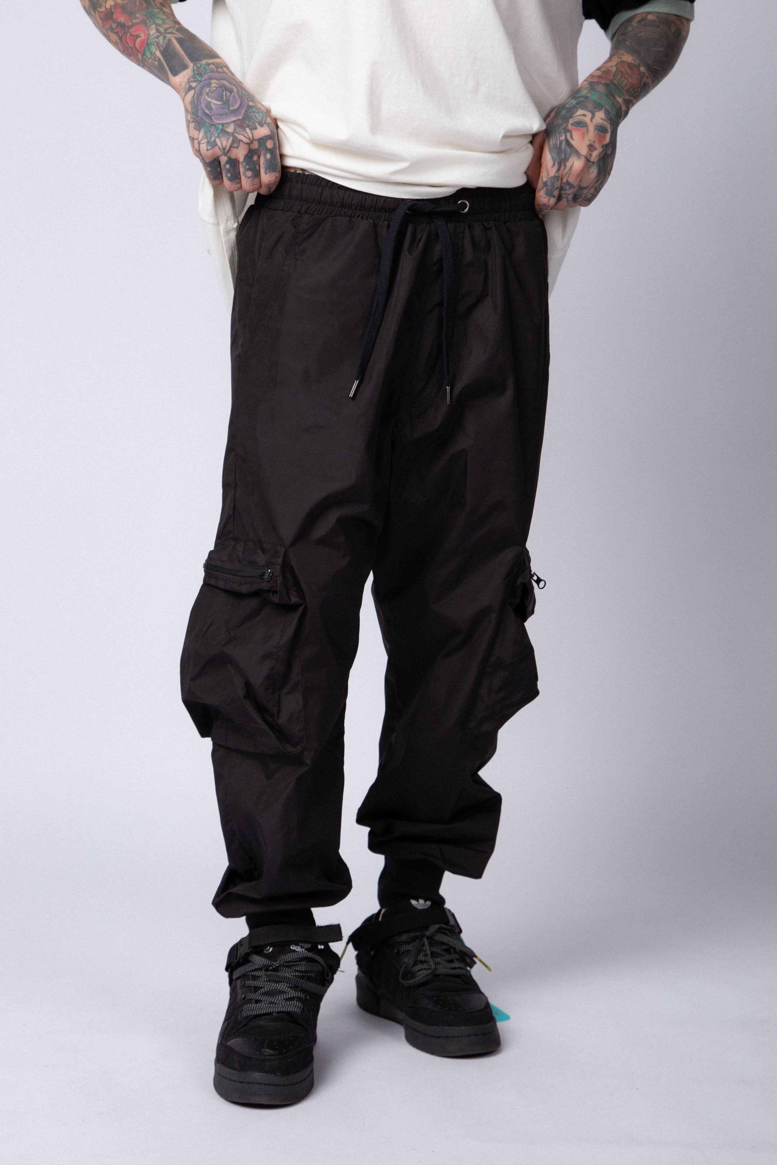 Jogger Cargo Sire Darell Negro