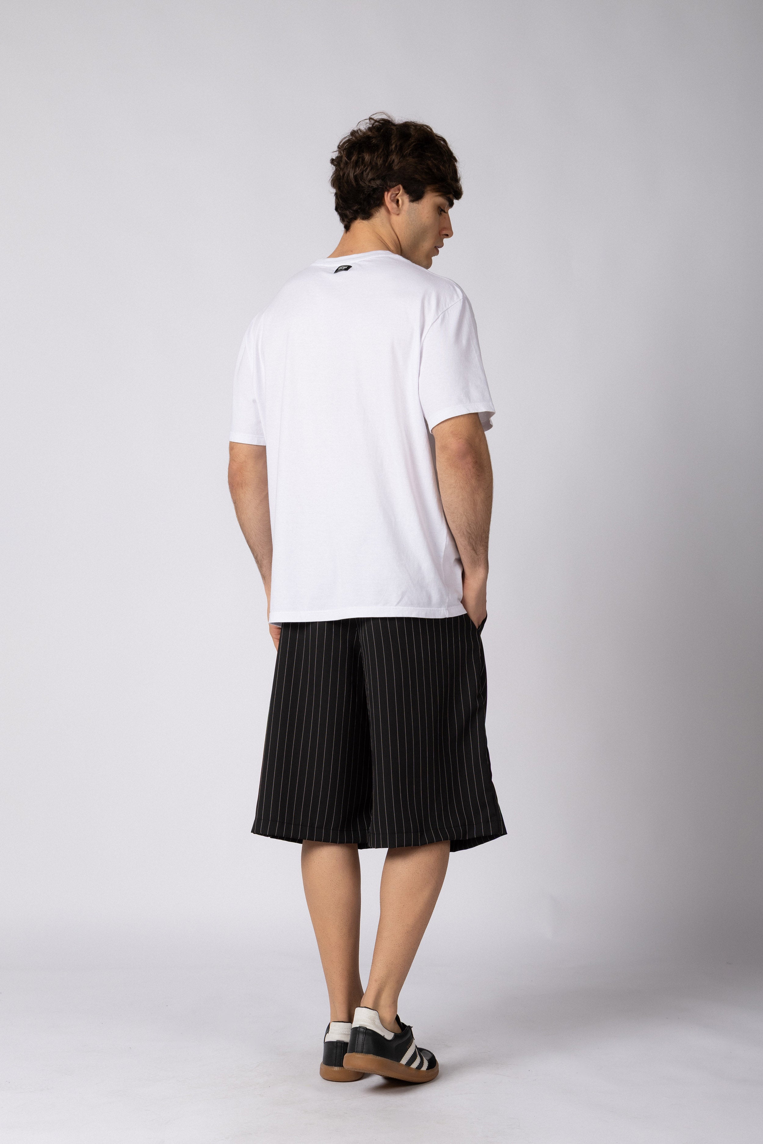 Bermuda Sastrero Baggy Ellis Negra