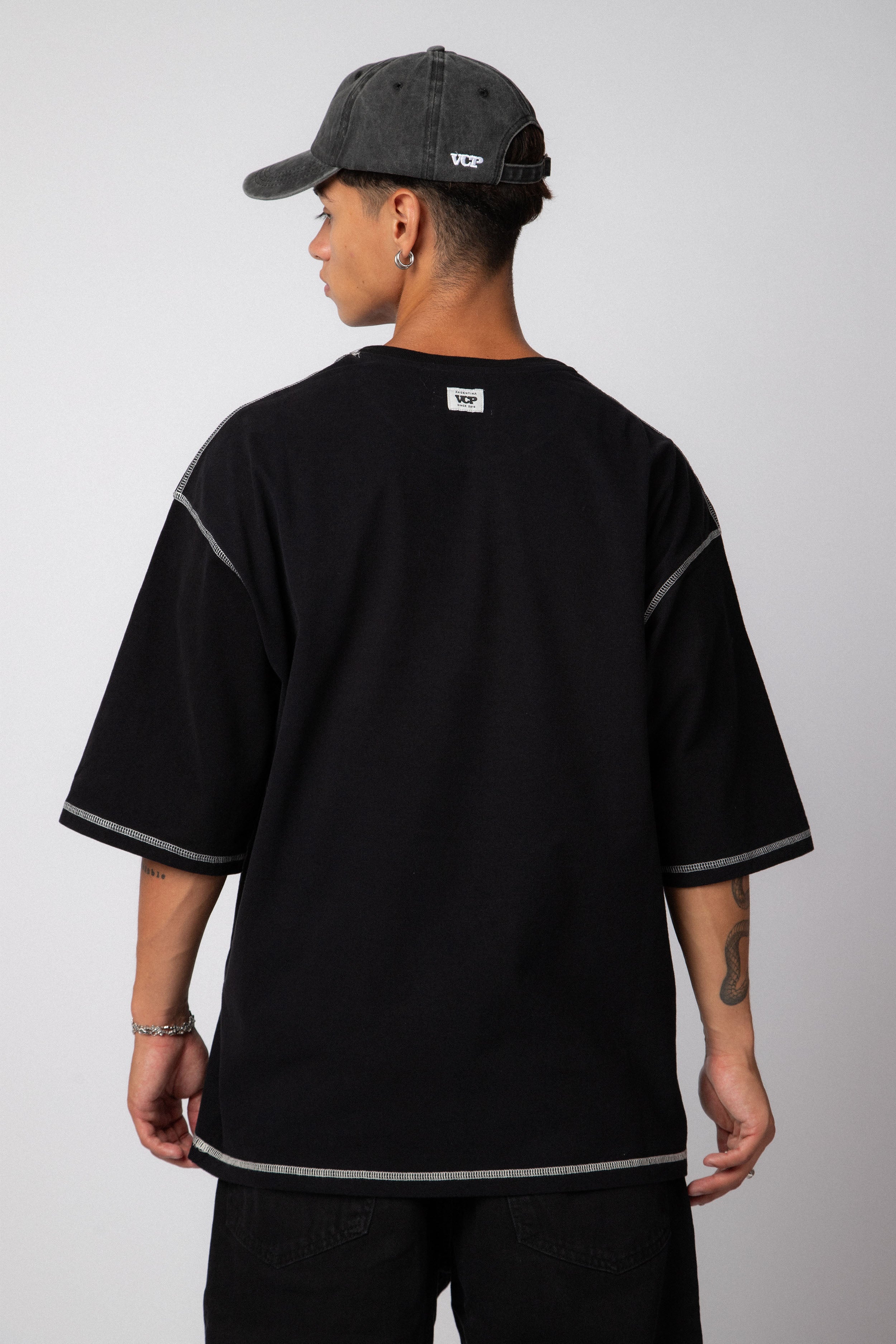 Remera Over-Size Riley Negra