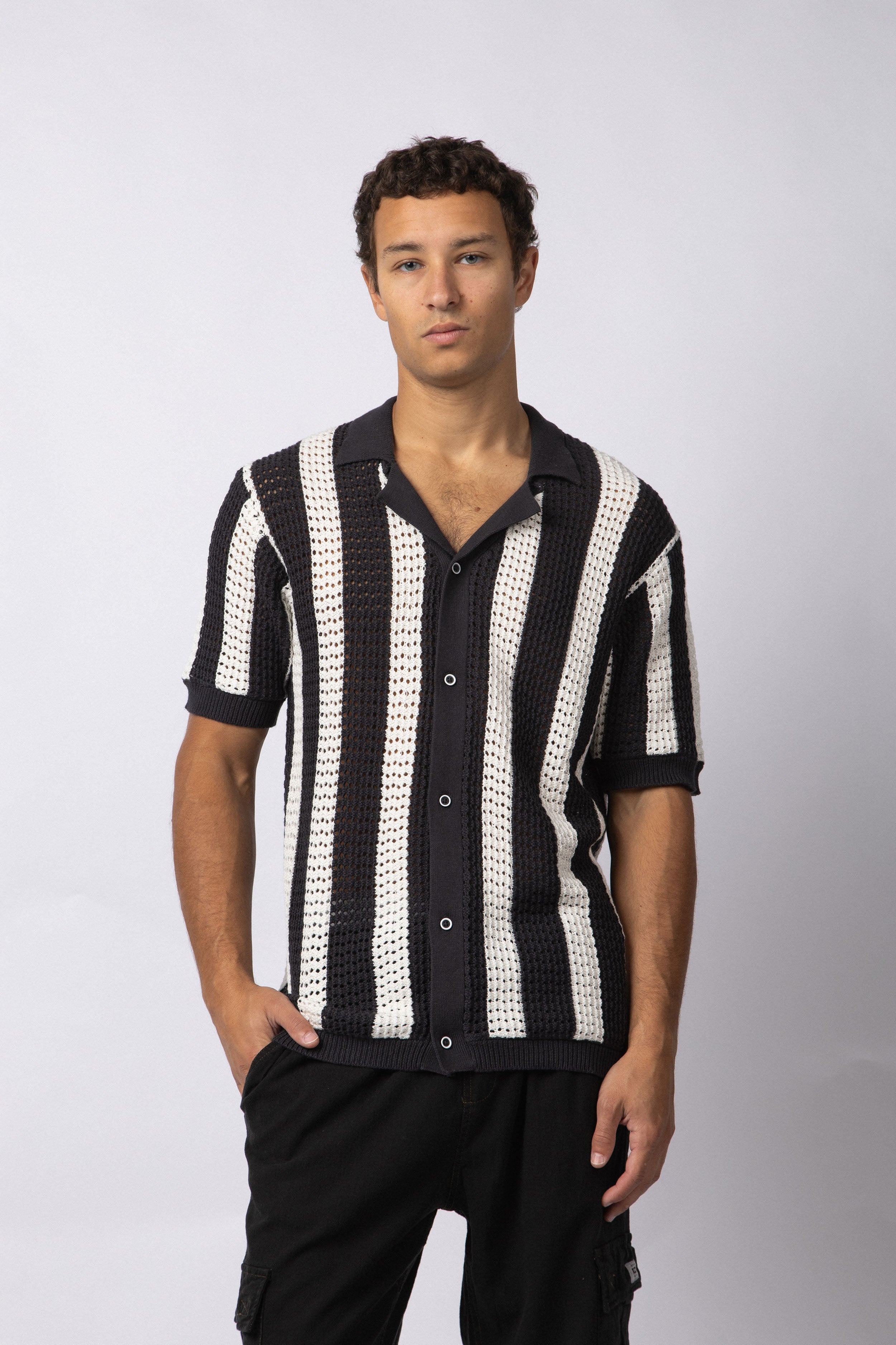 Camisa Manga Corta Tejida Marble Negra