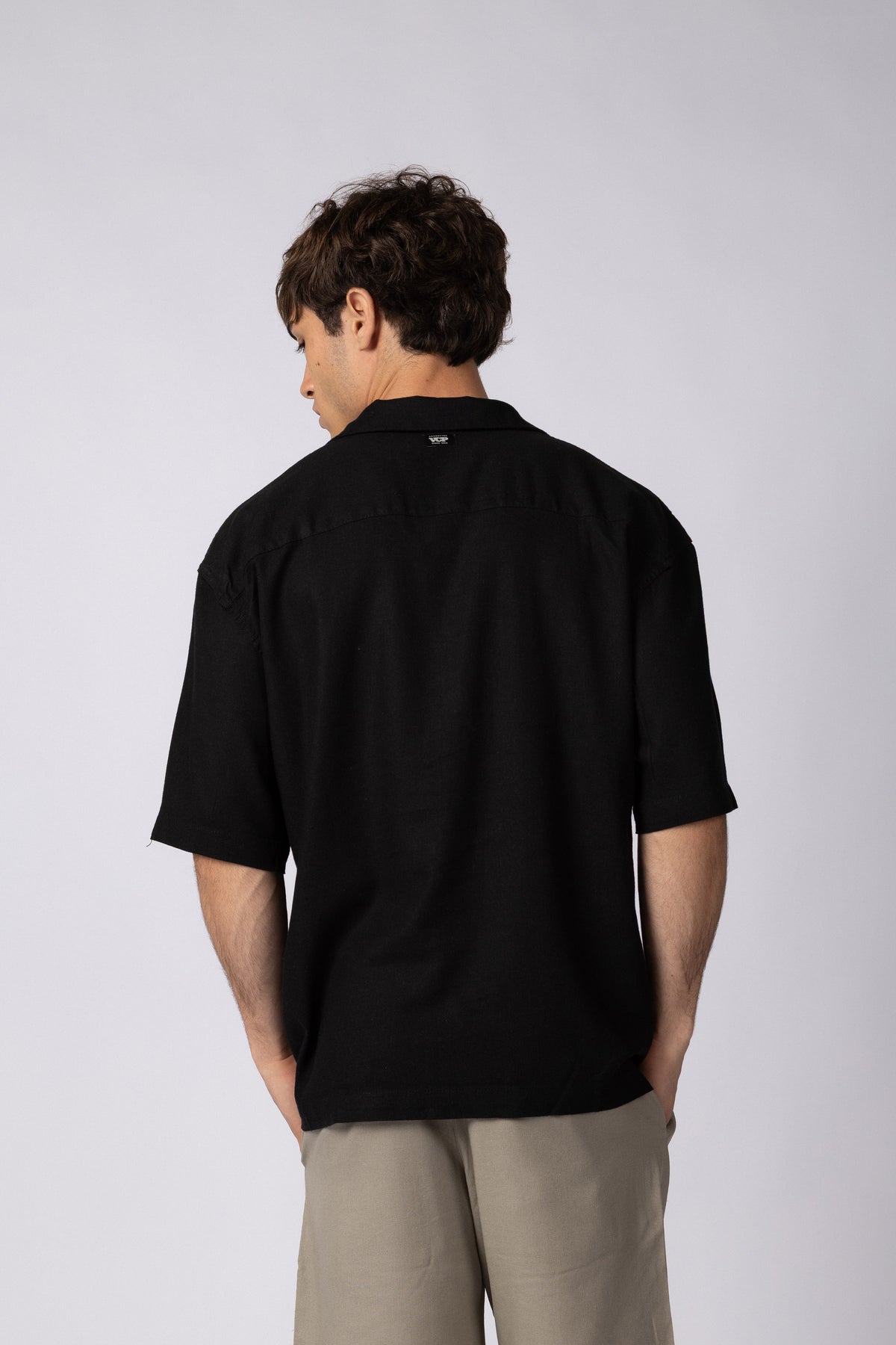 Camisa Manga Corta Lino Rukan Negra
