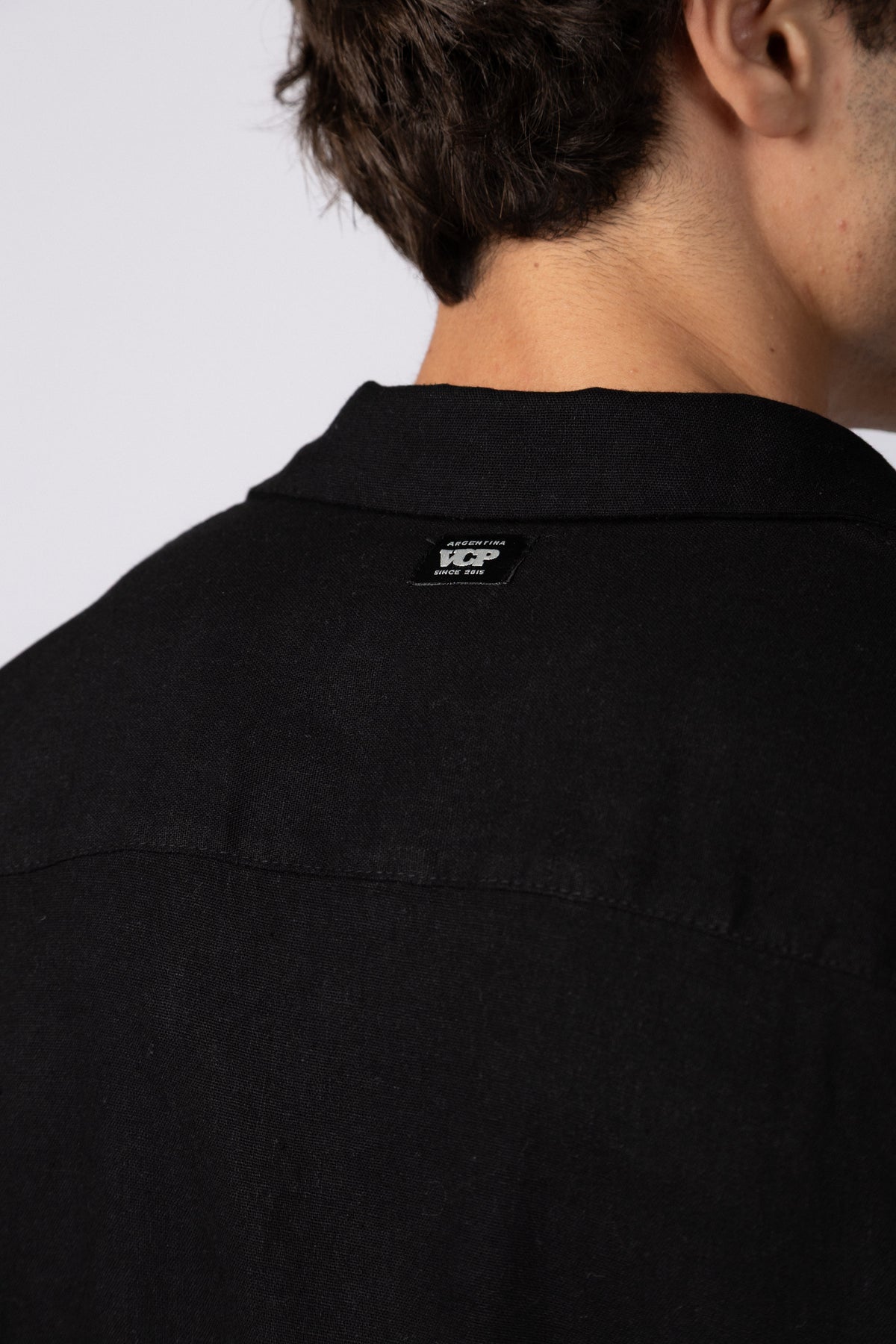 Camisa Manga Corta Lino Rukan Negra