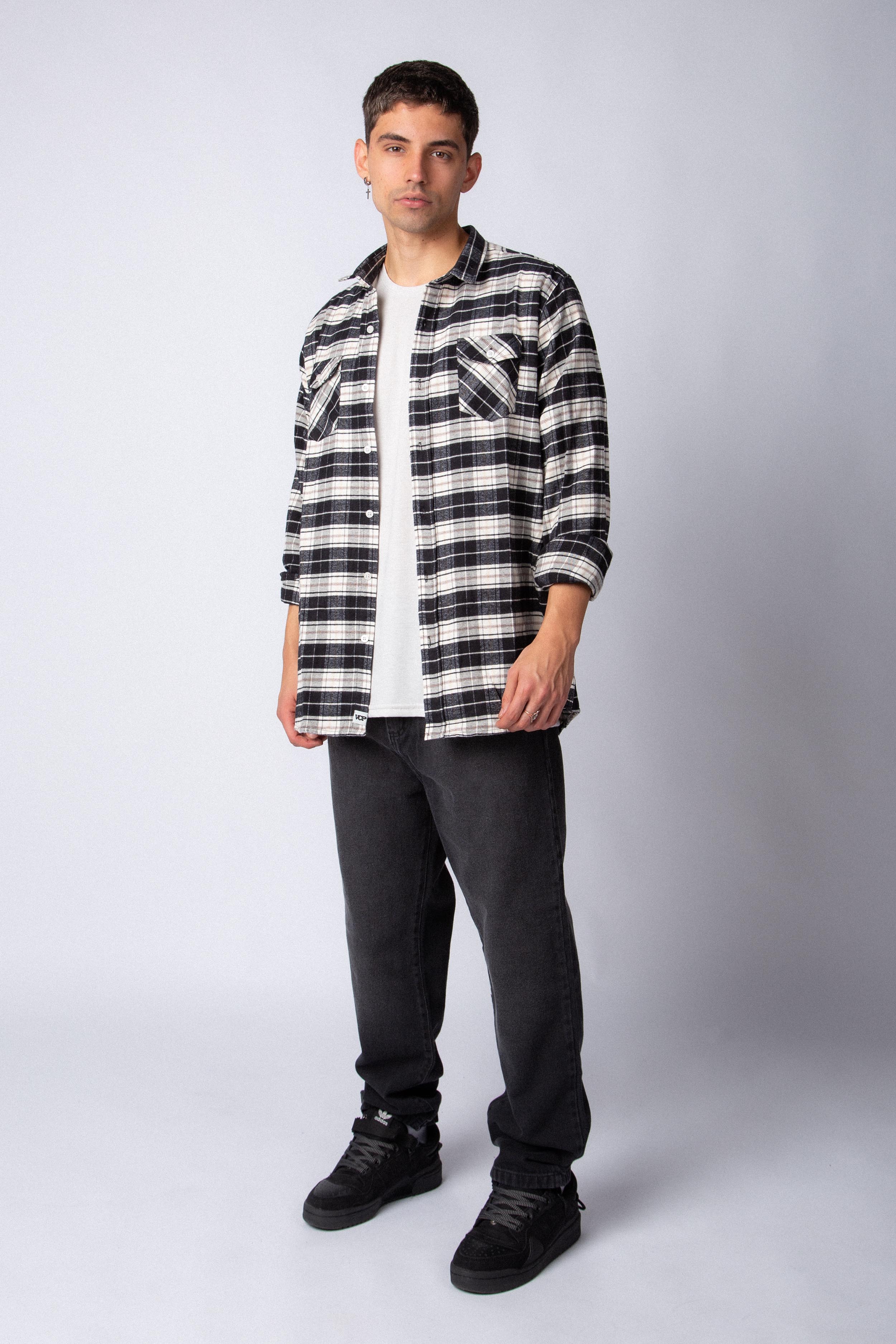 Camisa Manga Larga Hasselt Negra