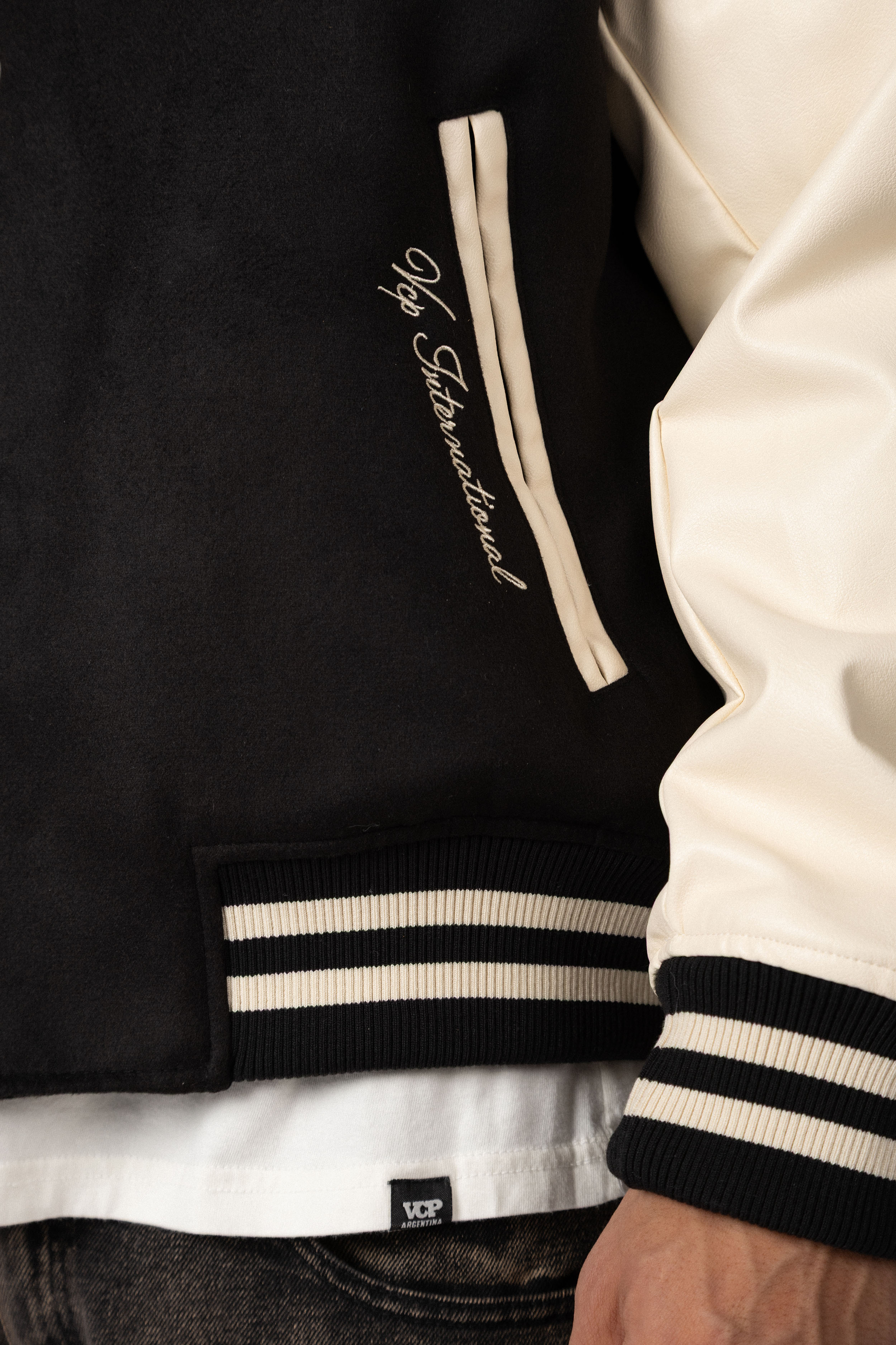 Campera Campus Negra
