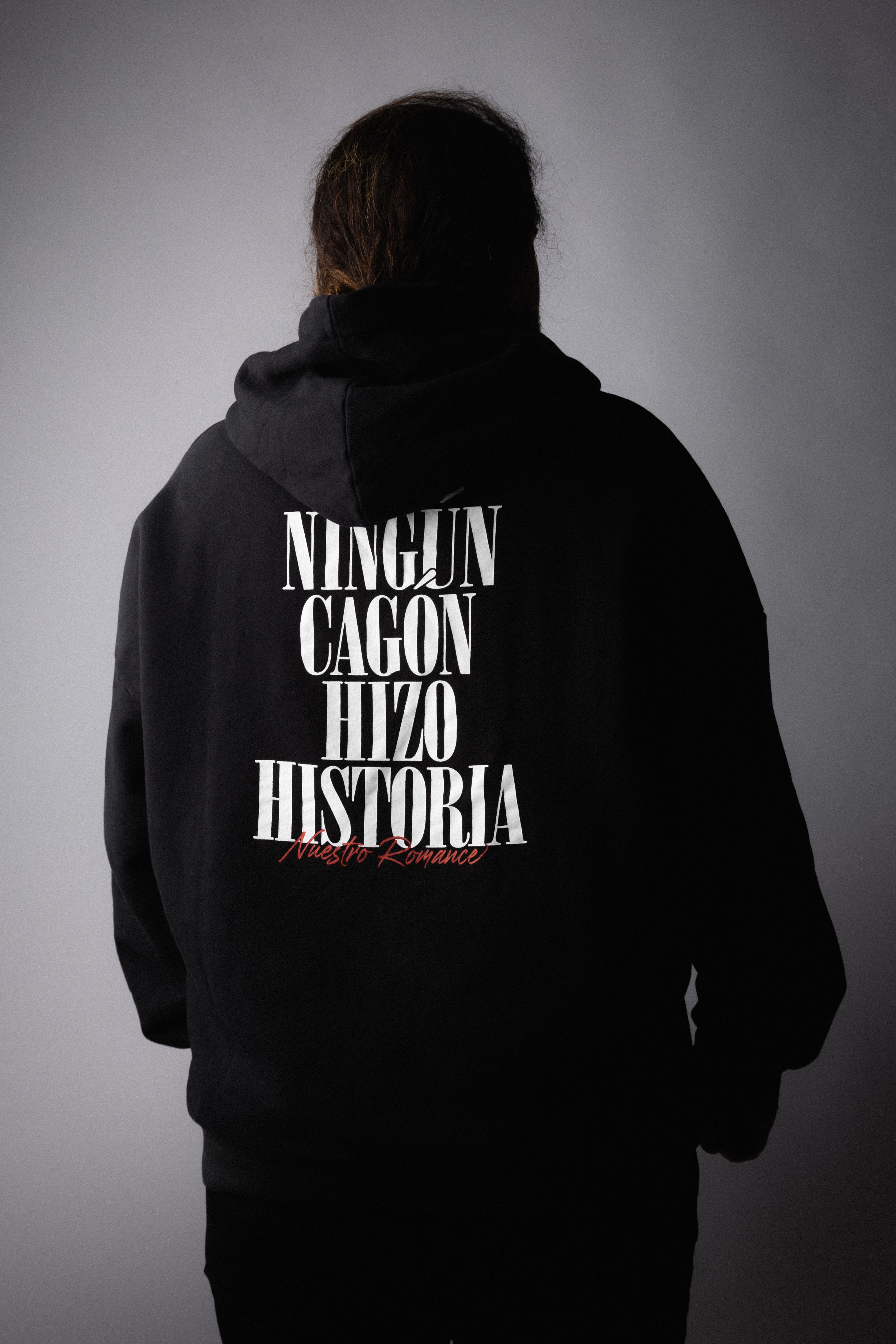 Buzo Canguro Romance Negro