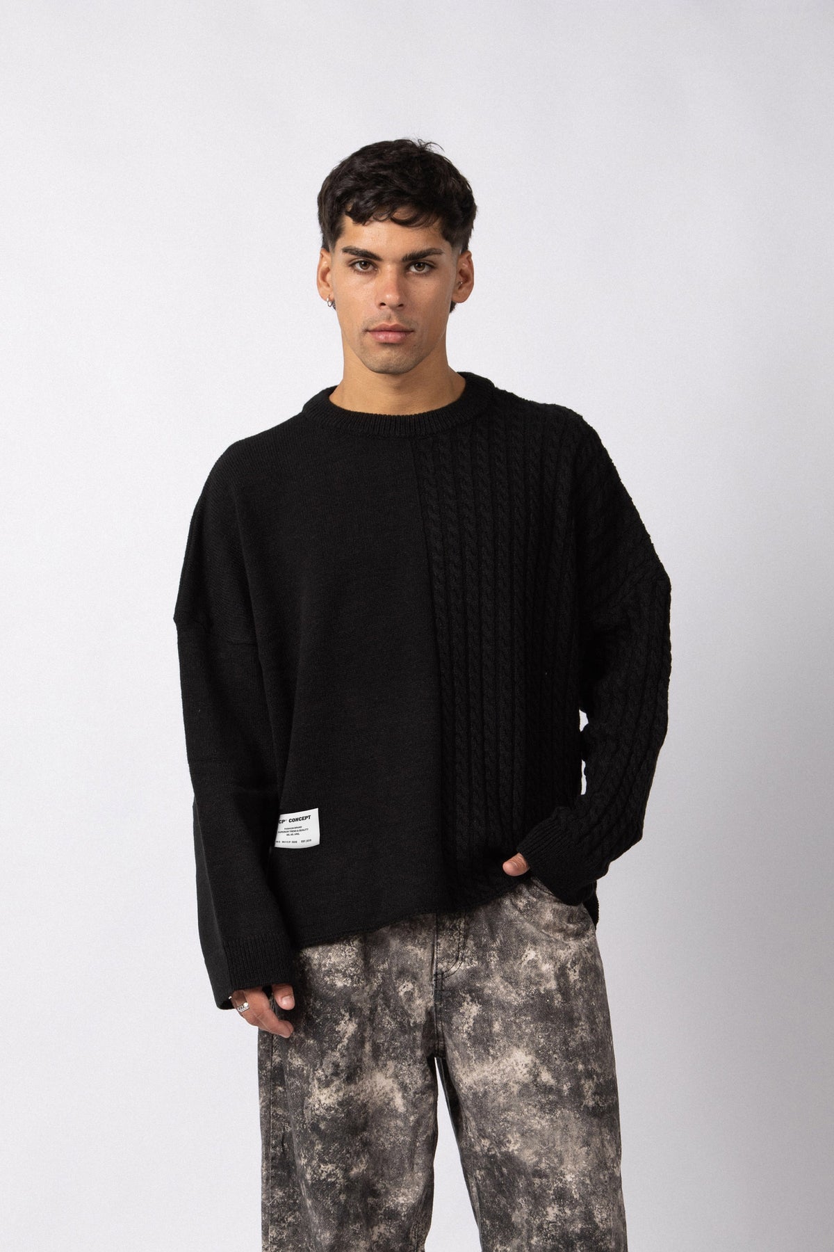 Sweater Varn Negro