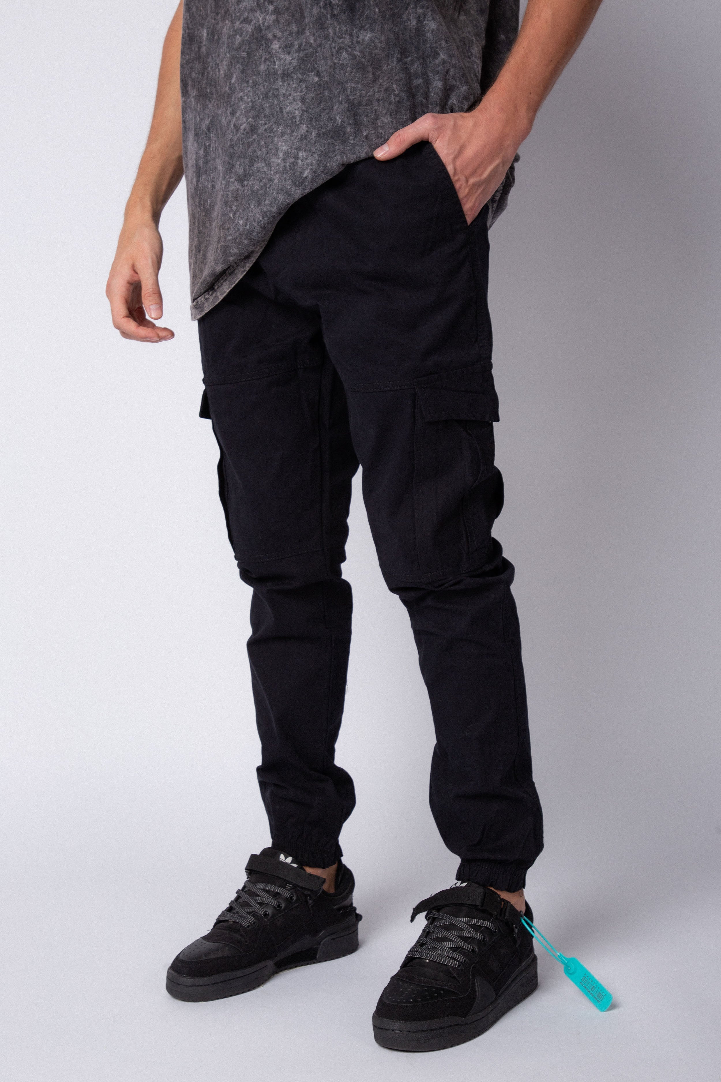 Jogger Cargo Polo Negro