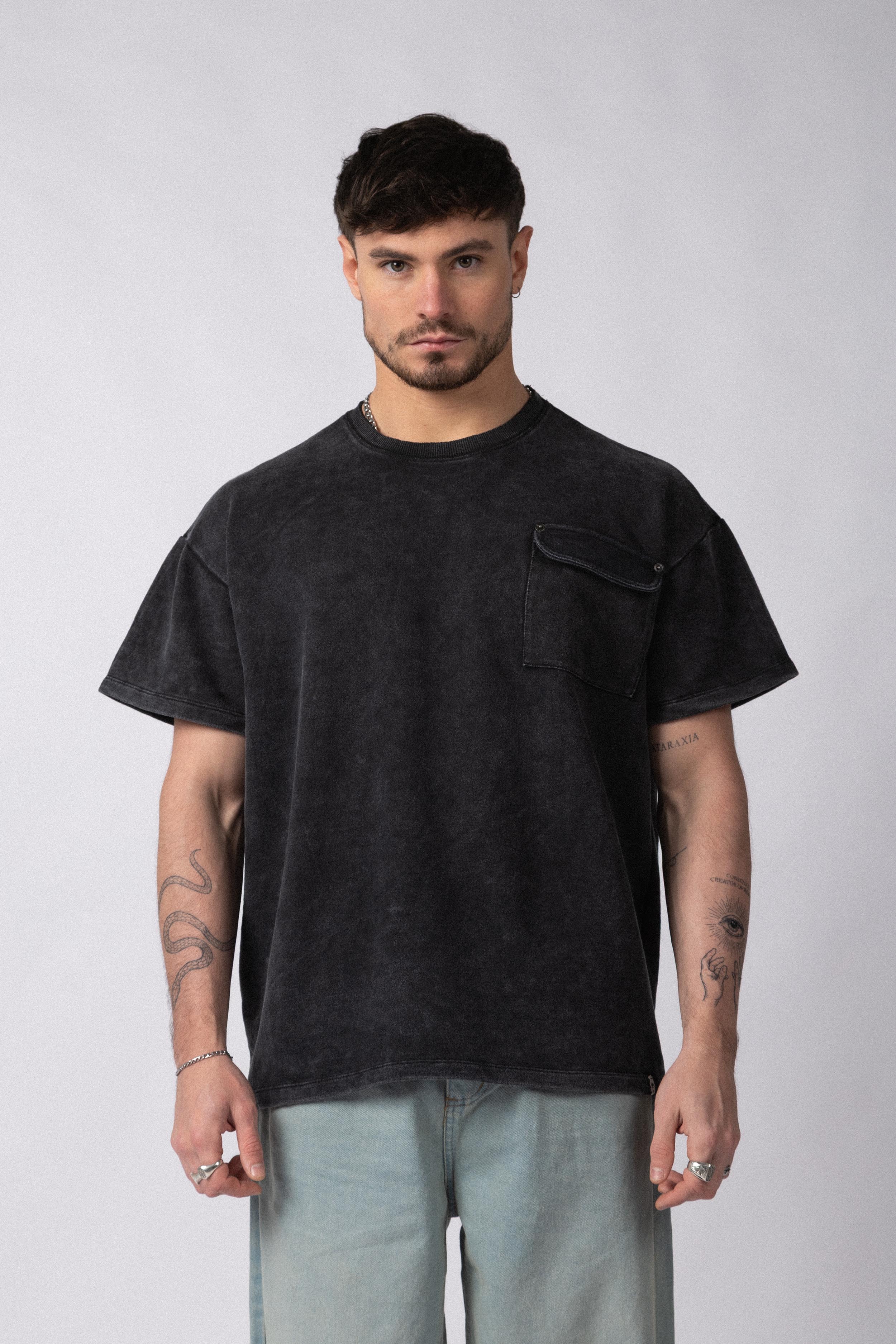 Remera Rustico Over Glow Negro