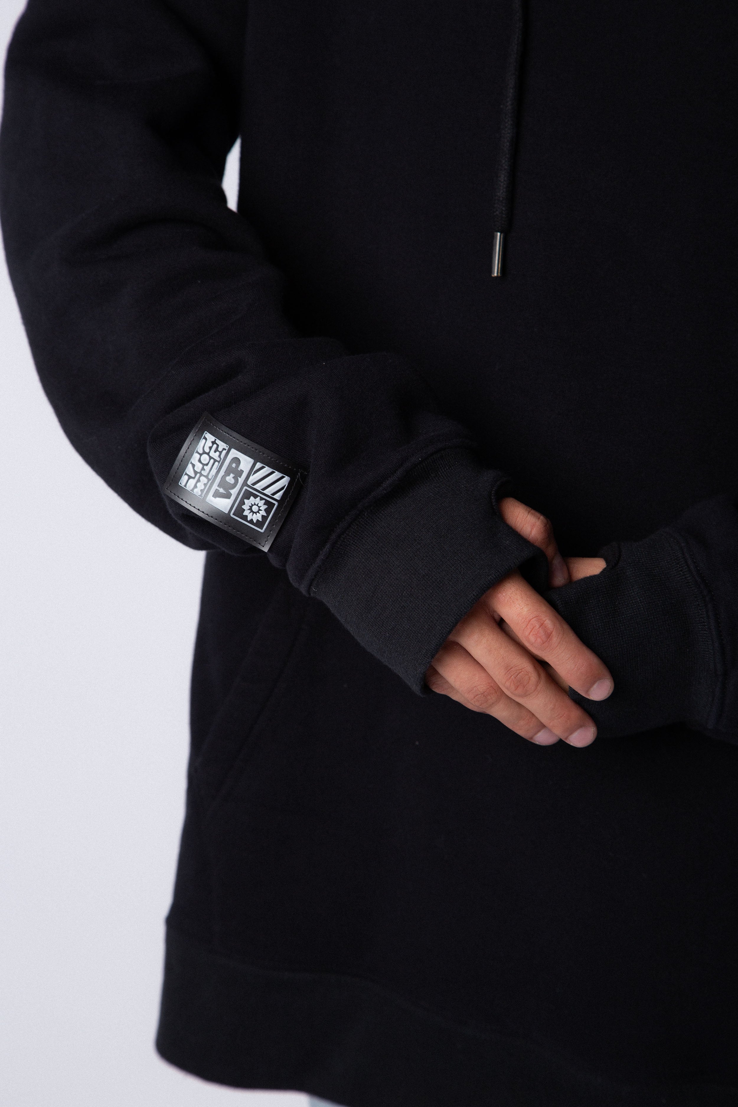 Buzo Canguro Dew Negro