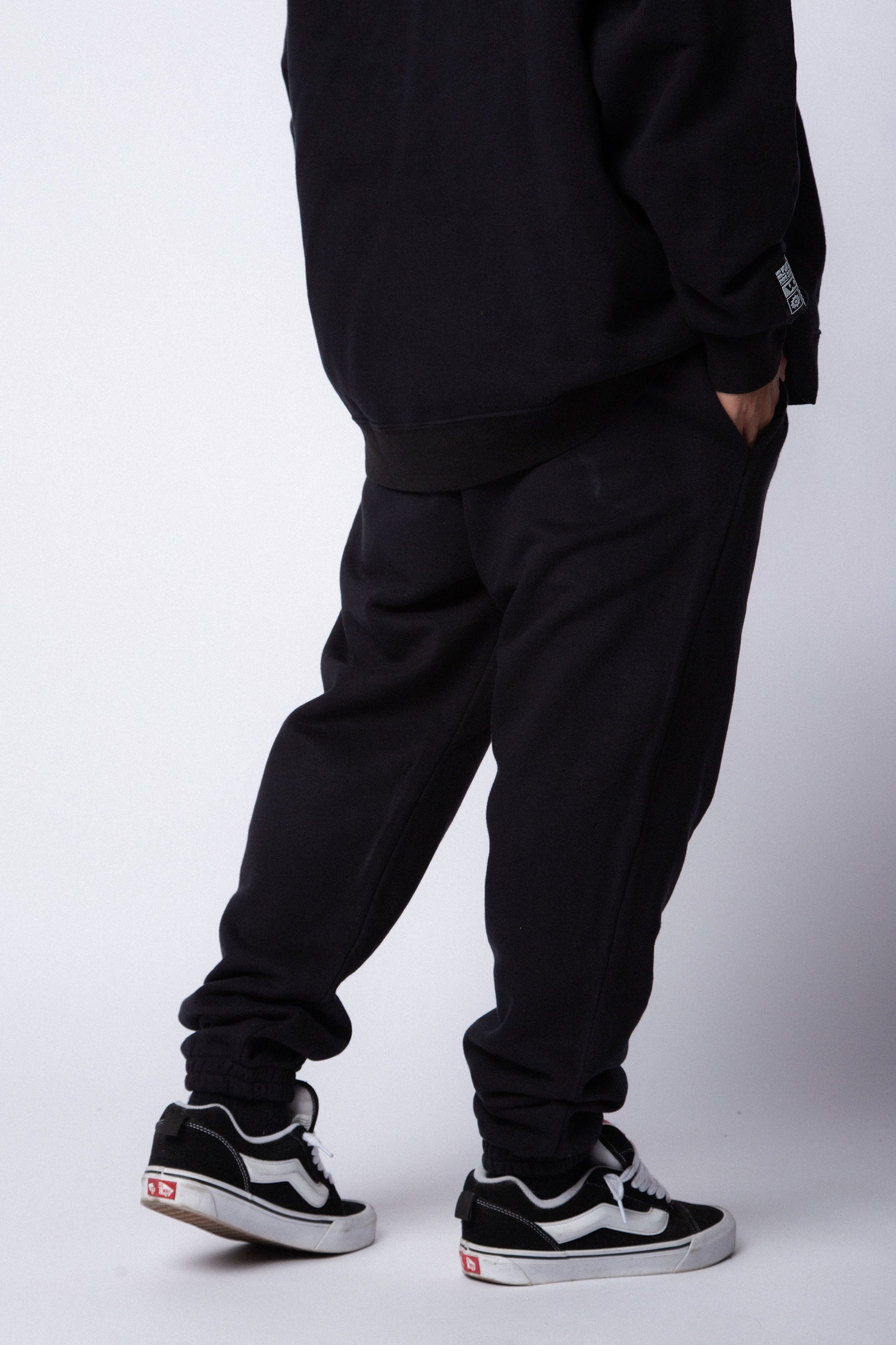 Jogger Over Jam Negro