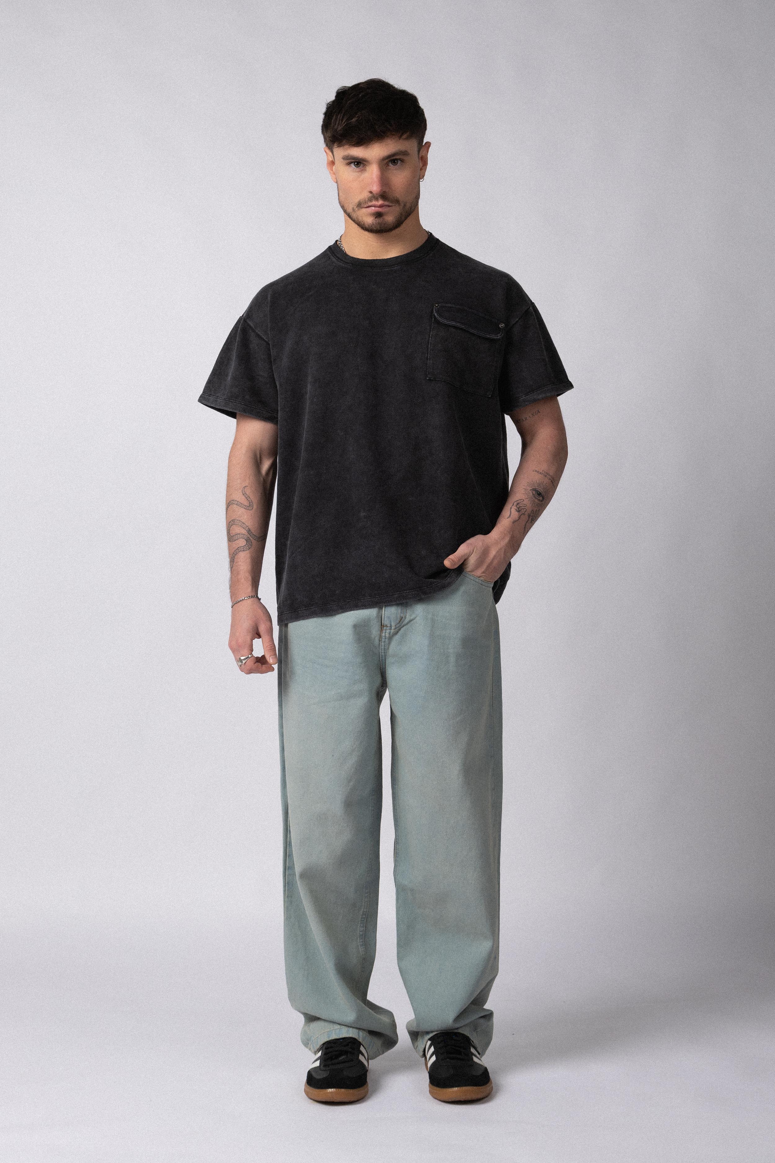 Remera Rustico Over Glow Negro