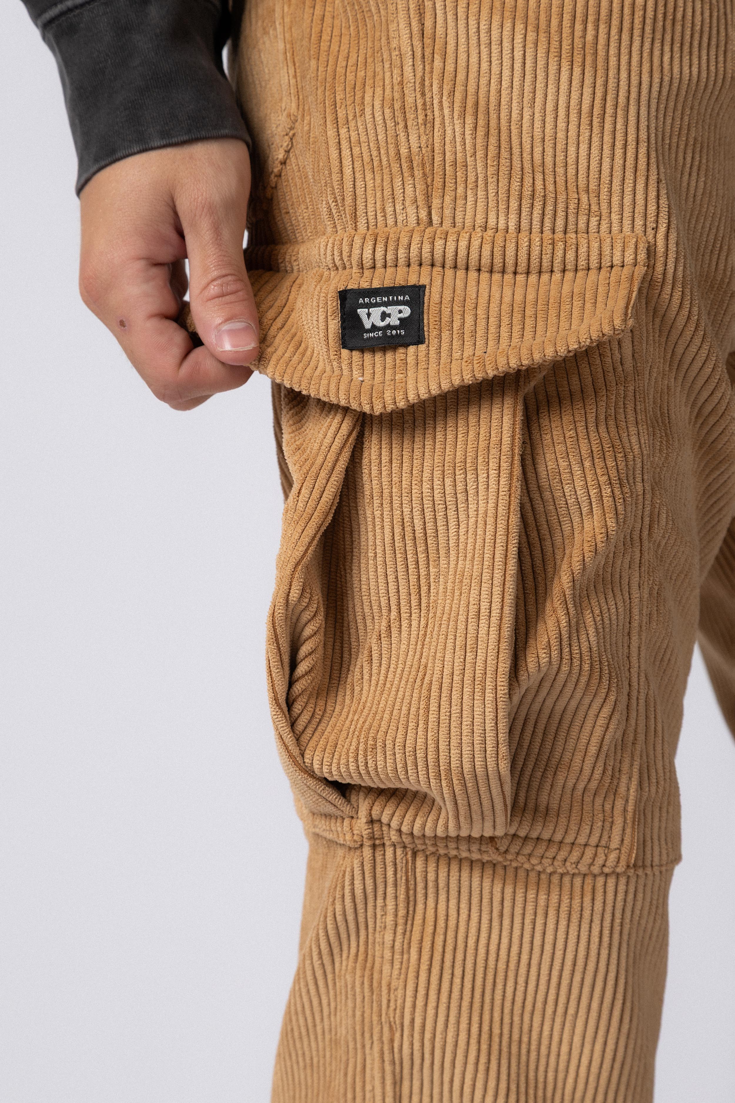 Pantalón Cargo Norman Camel