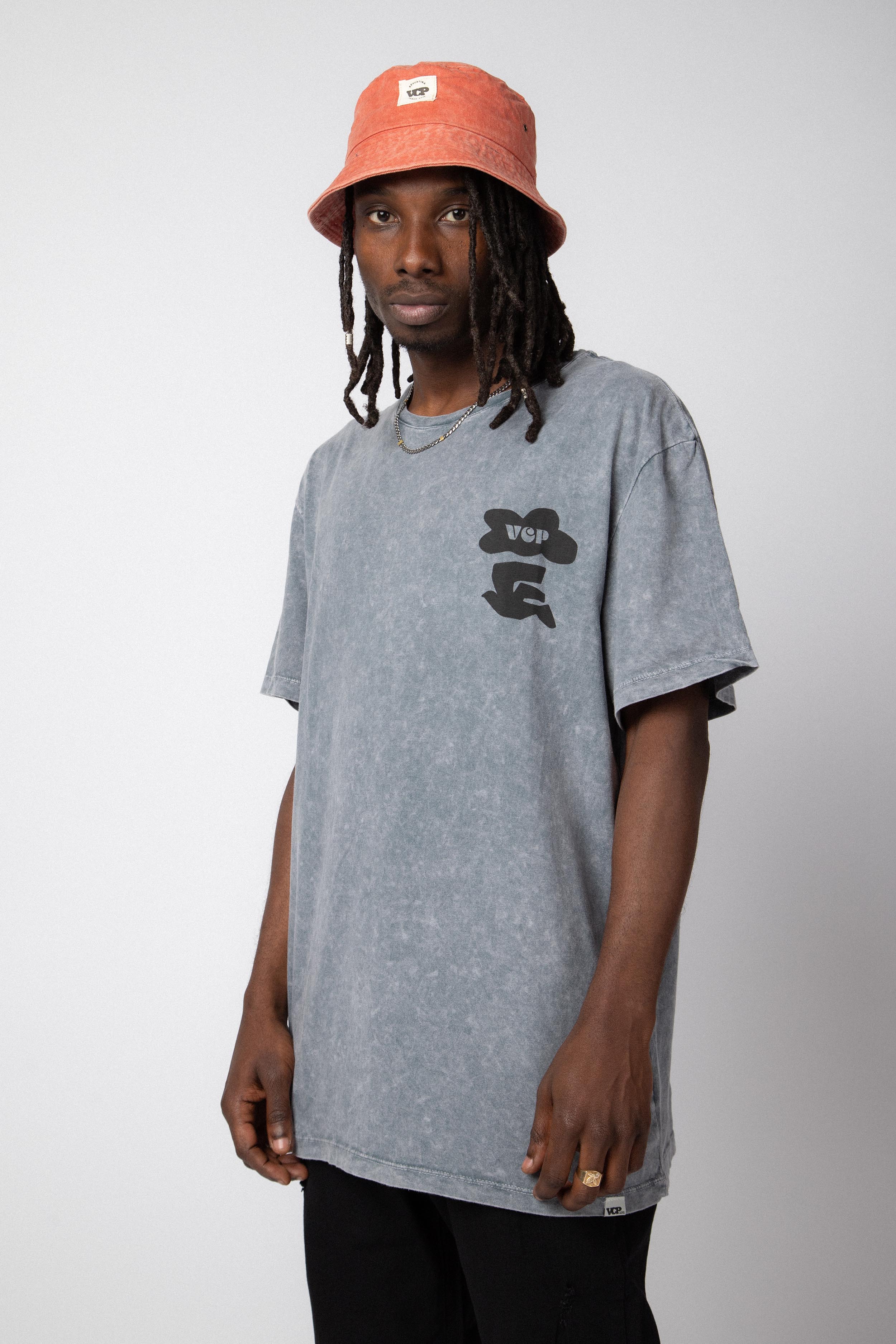 Remera DB Palmeras Gris