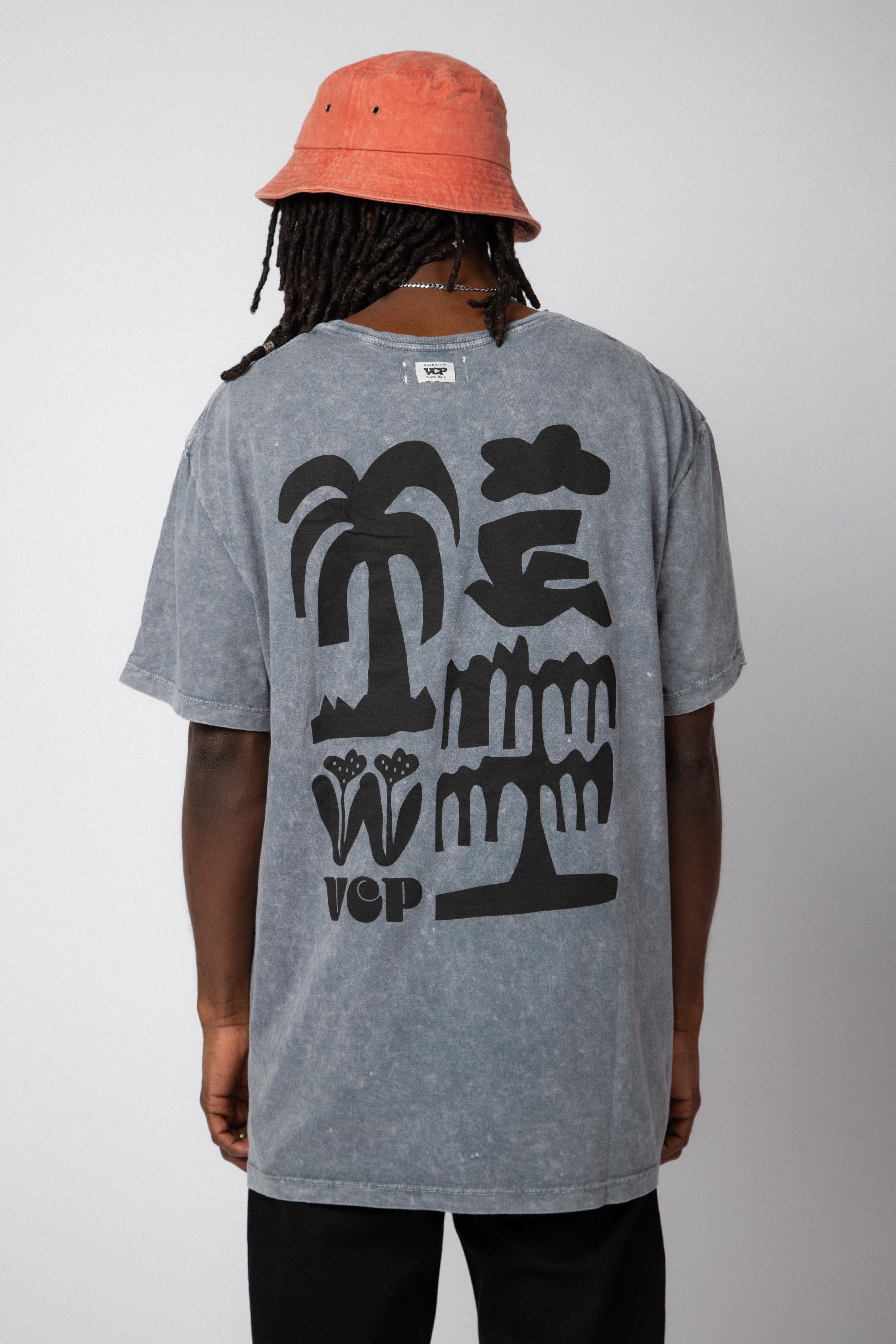 Remera DB Palmeras Gris