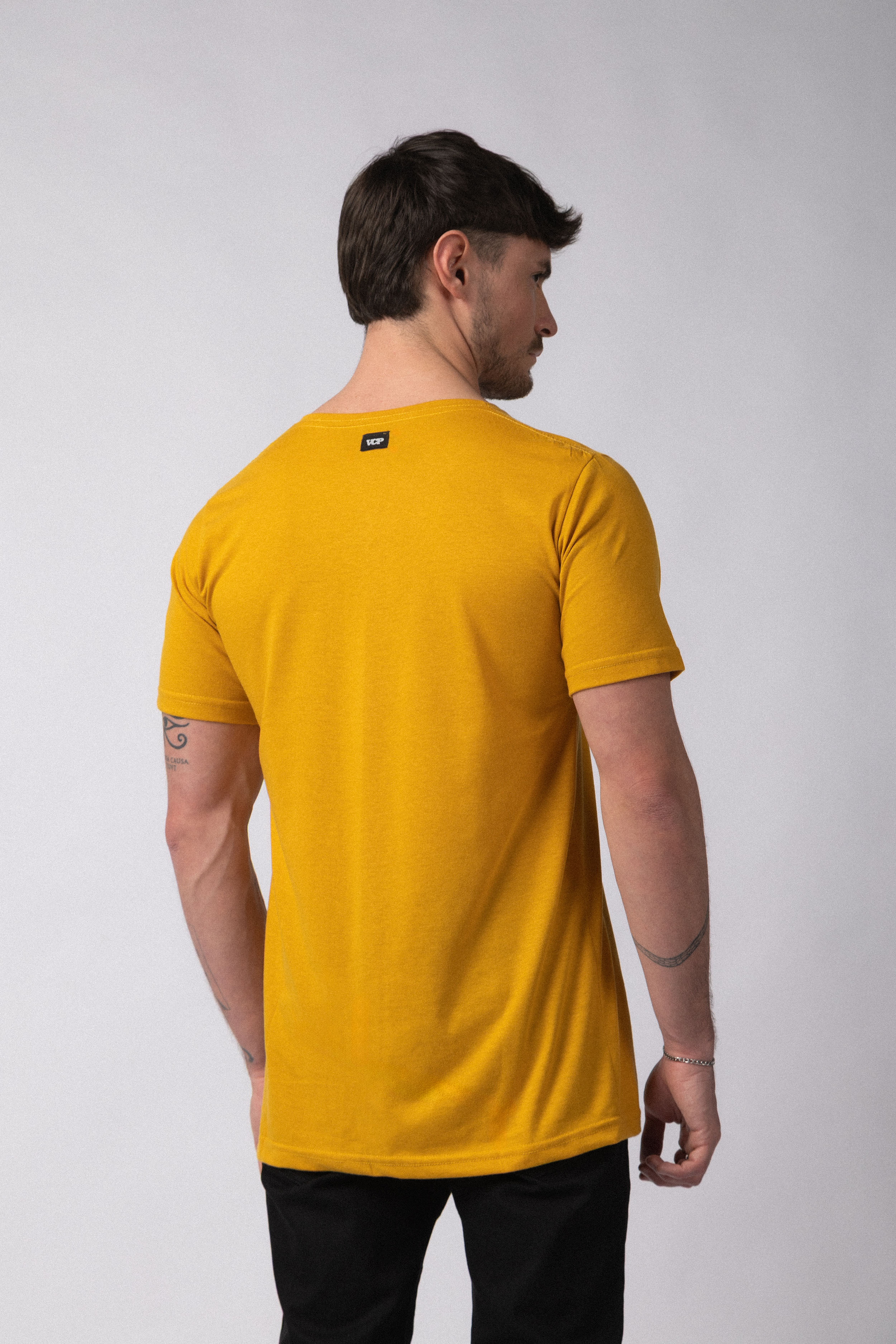 Remera Classic Mostaza