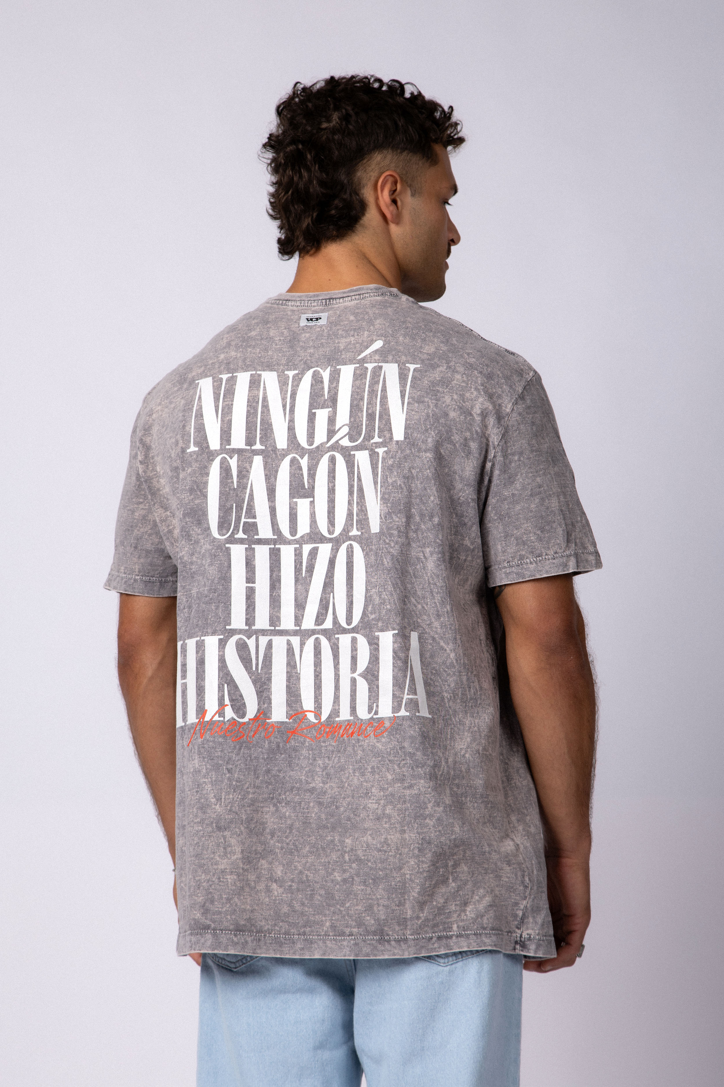 Remera Romance Washed Gris