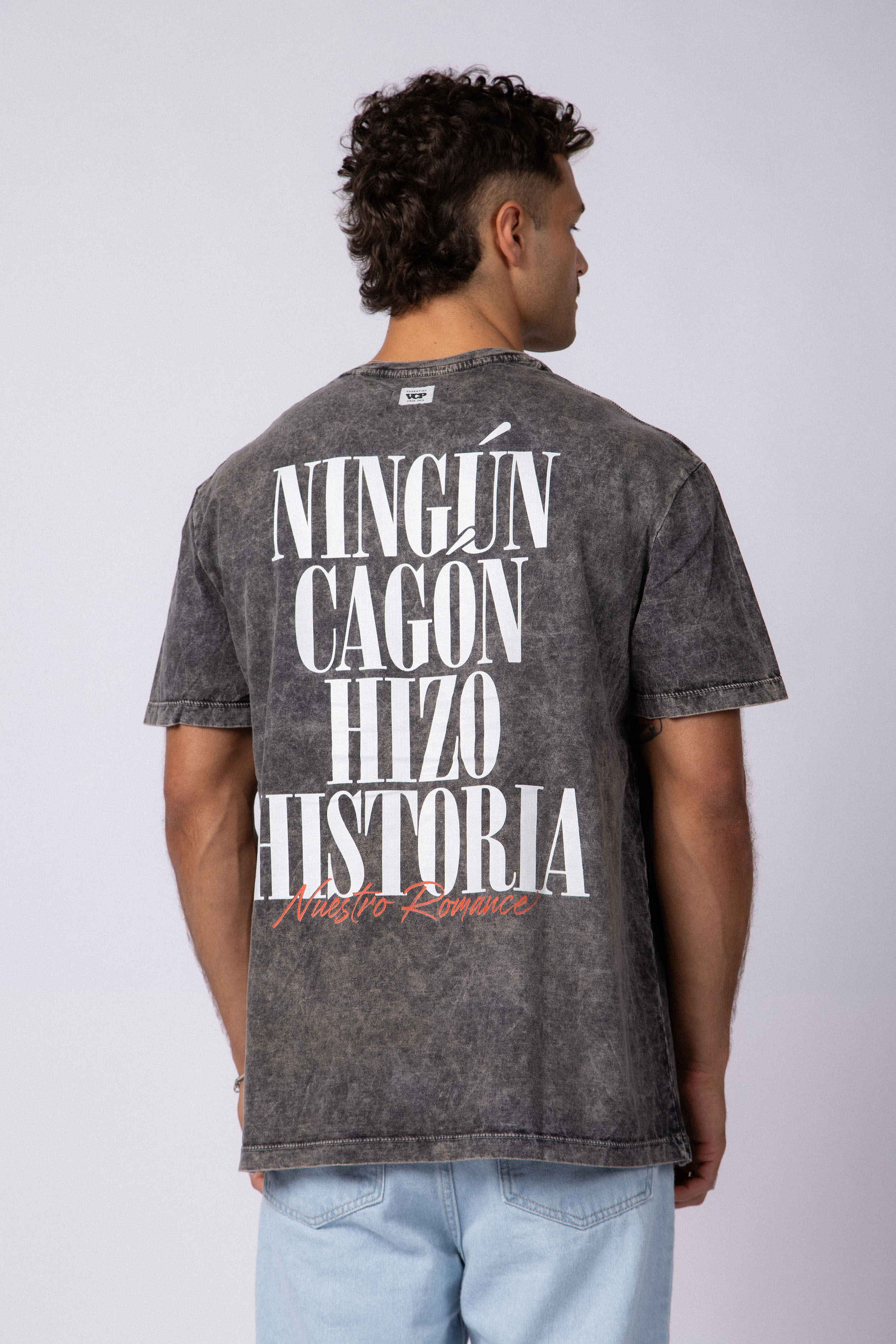 Remera Romance Washed Negra