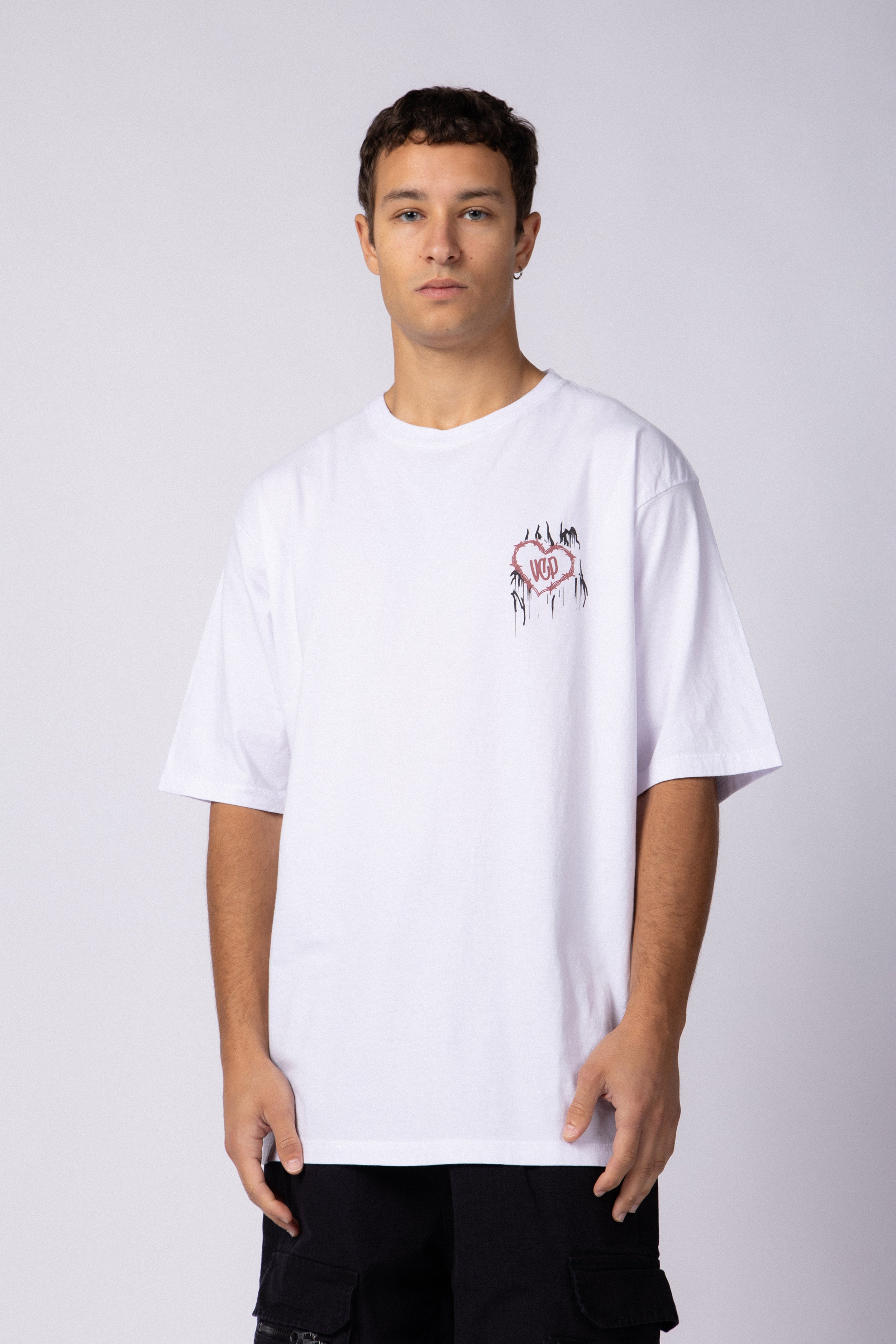 Remera Over Taz Spine Blanca