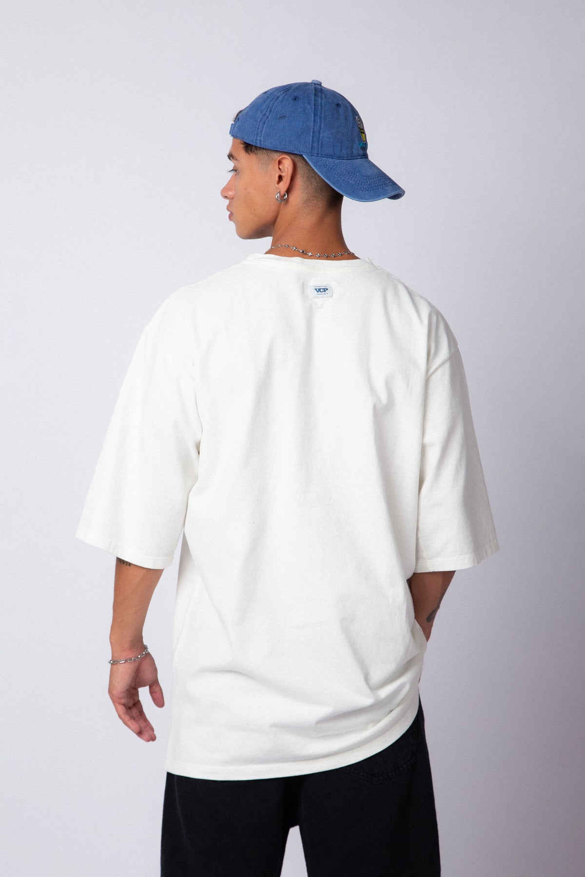 Remera Over Carl Crudo