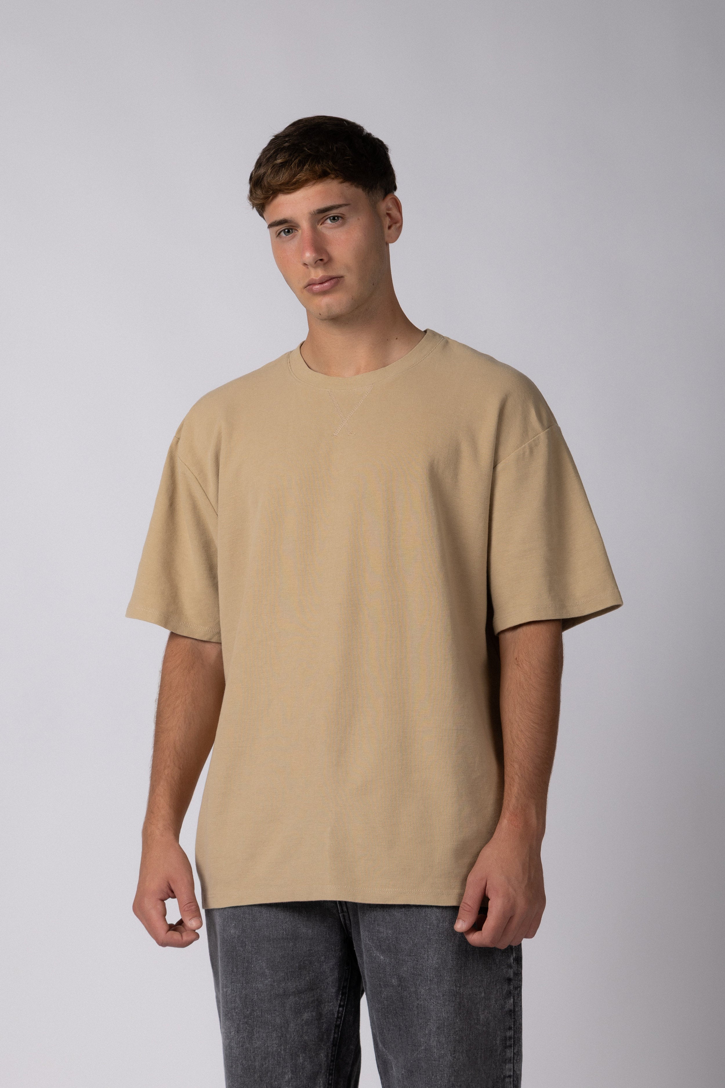 Remera Over Fylo Beige