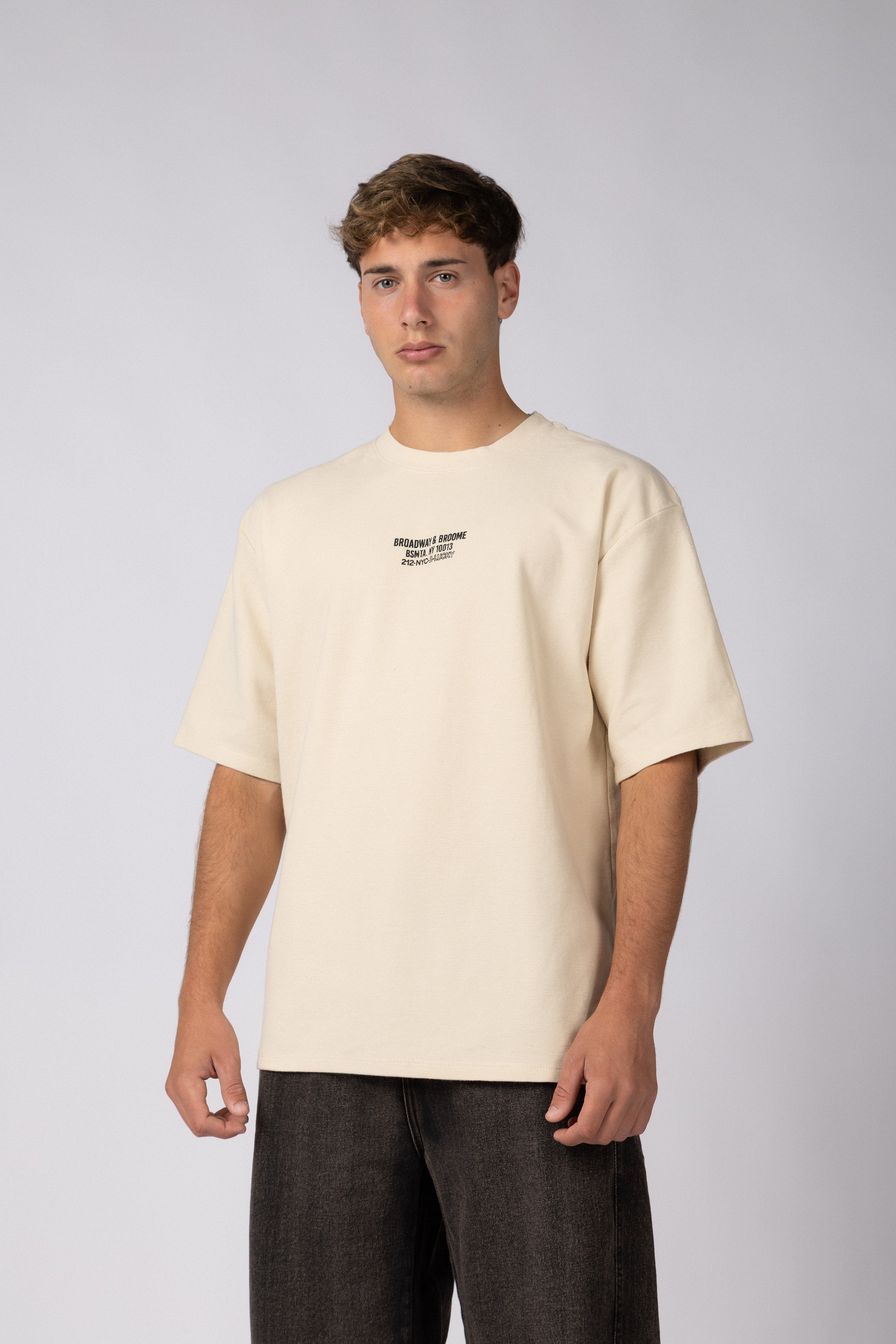 Remera Over Molt Broadway Arena