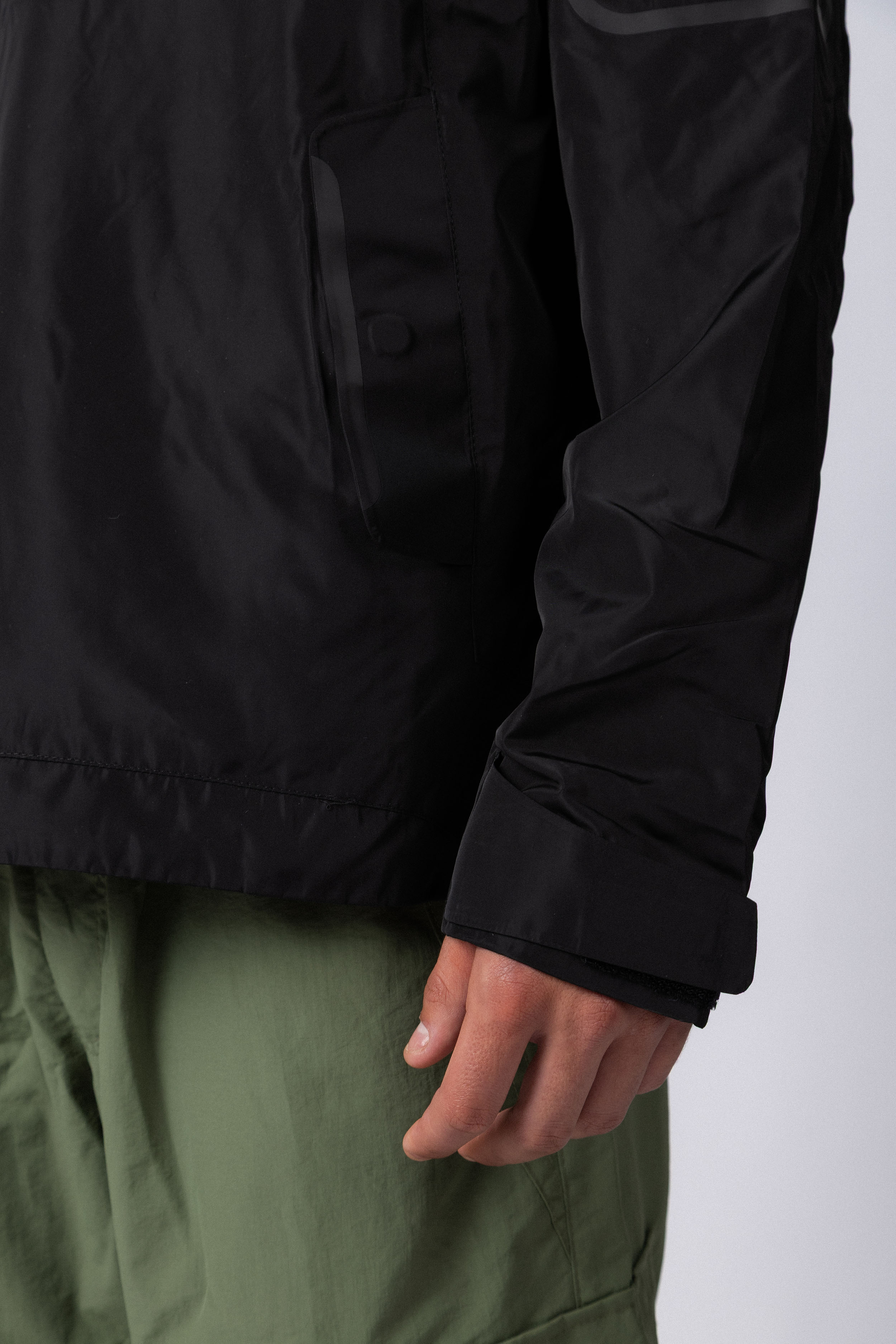 Rompevientos Anorak Braves Black
