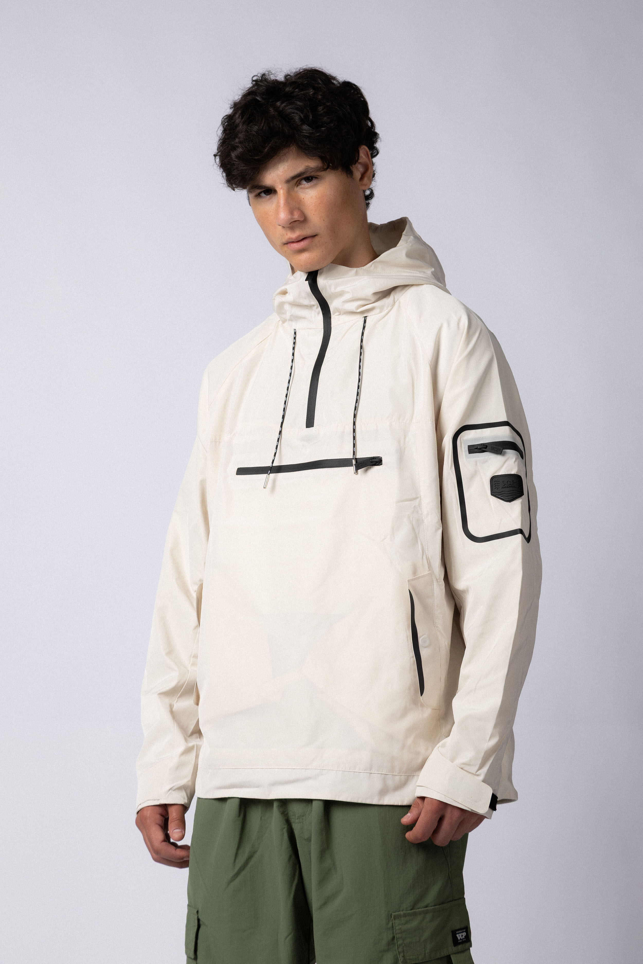 Rompevientos Anorak Braves Off White