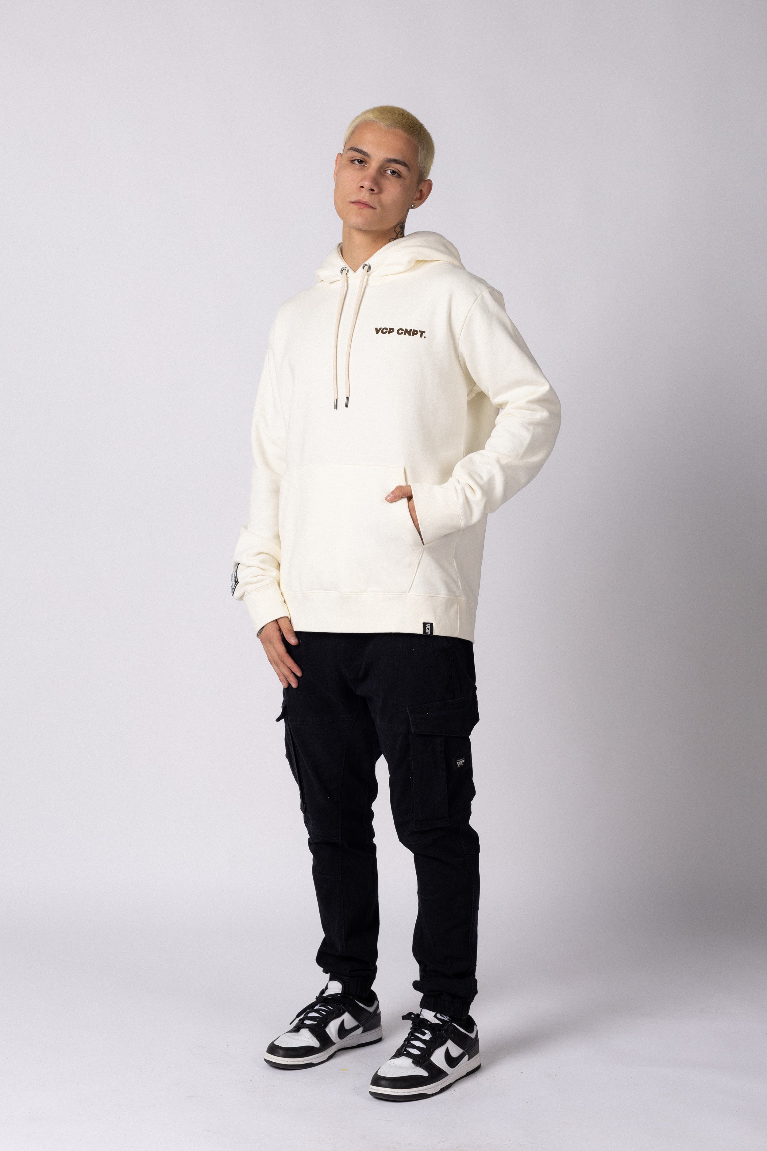 Buzo Canguro DW Refill Crudo