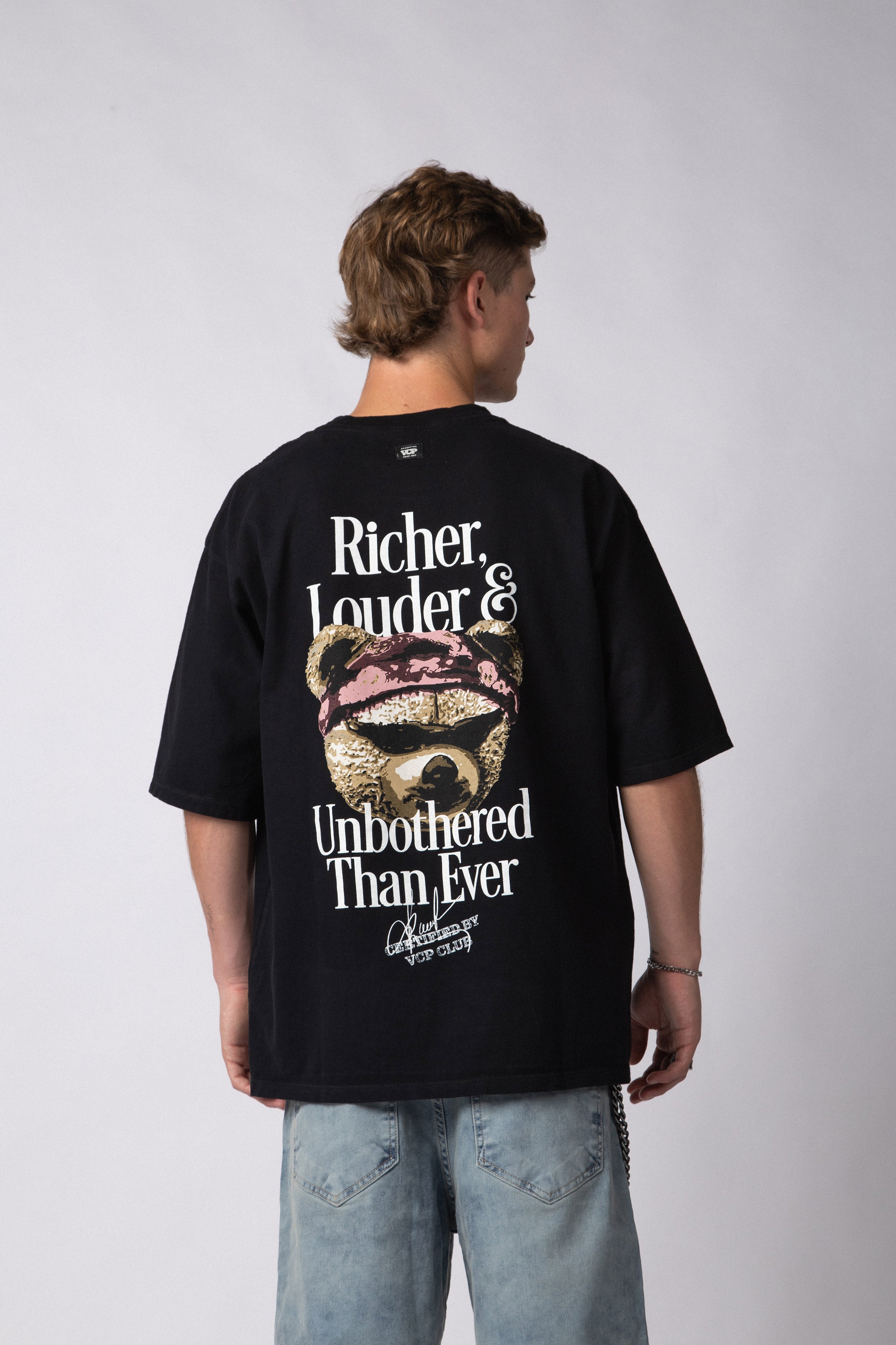 Remera Over Rhy Richer Negra