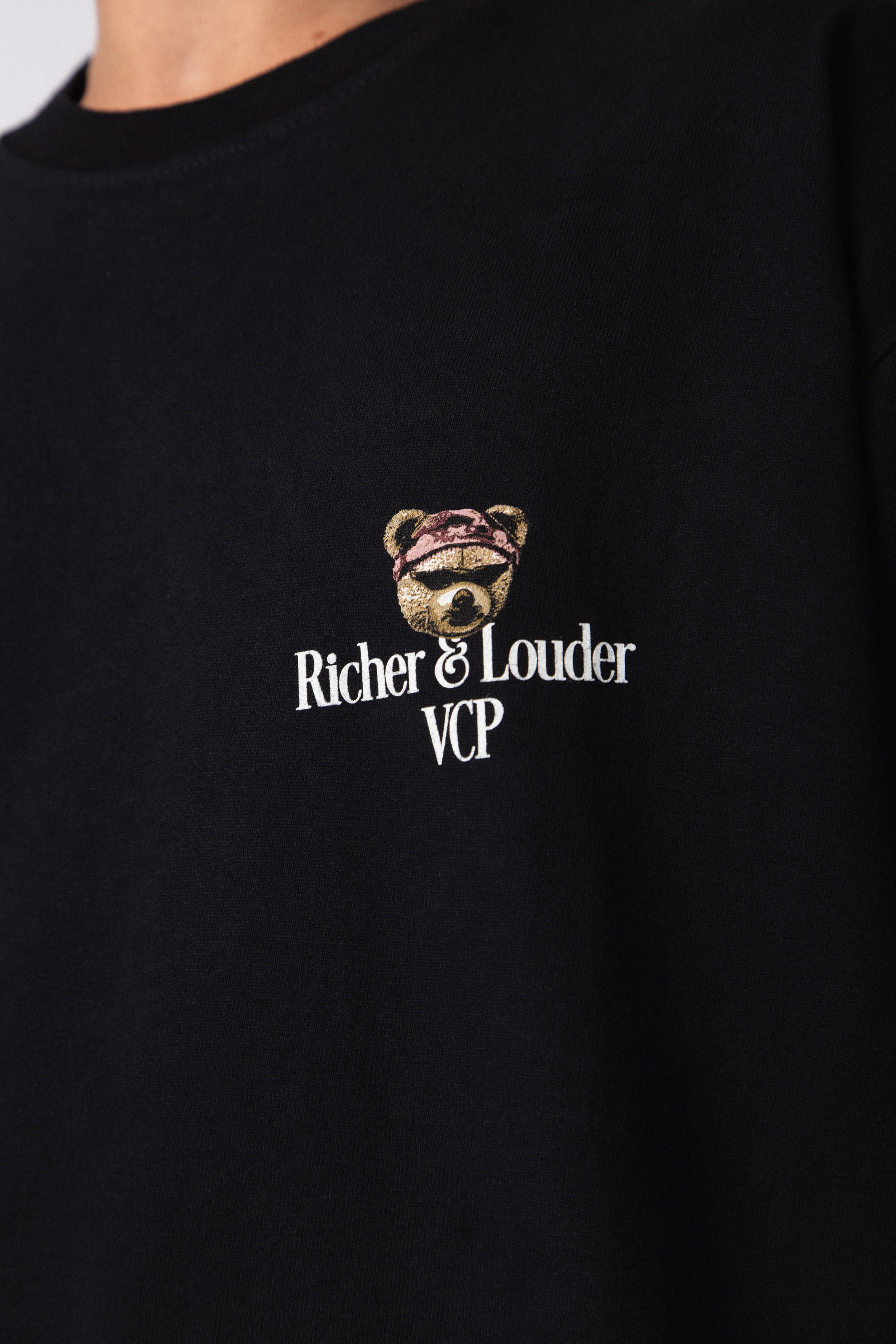 Remera Over Rhy Richer Negra