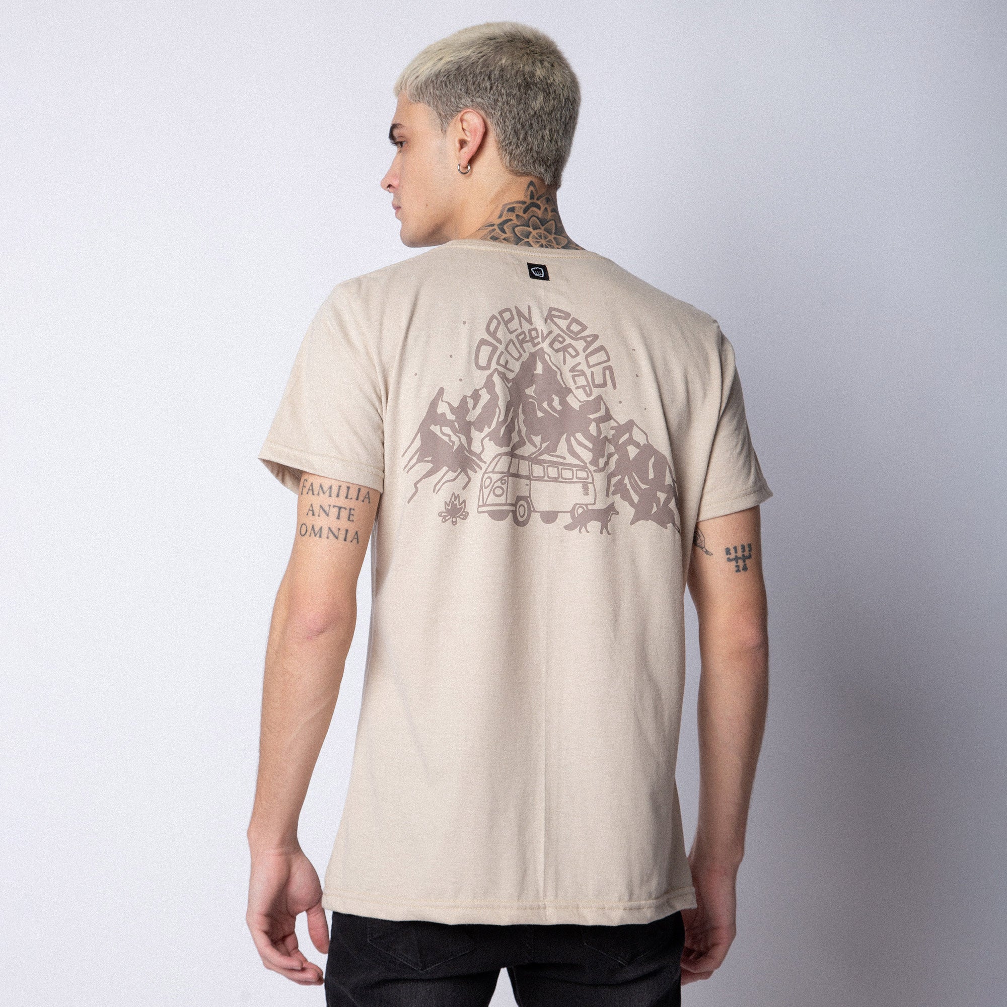 Remera Roads Beige