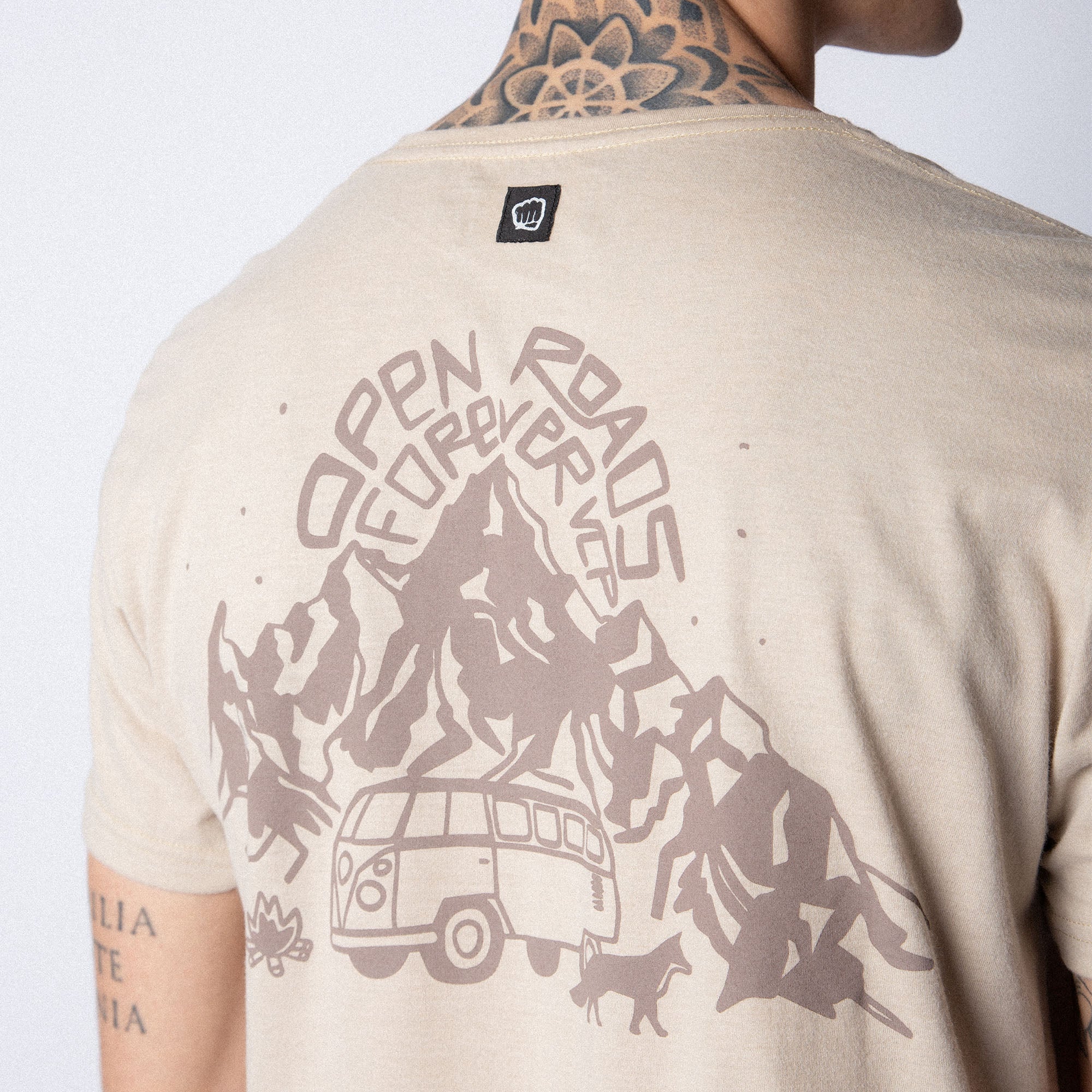 Remera Roads Beige