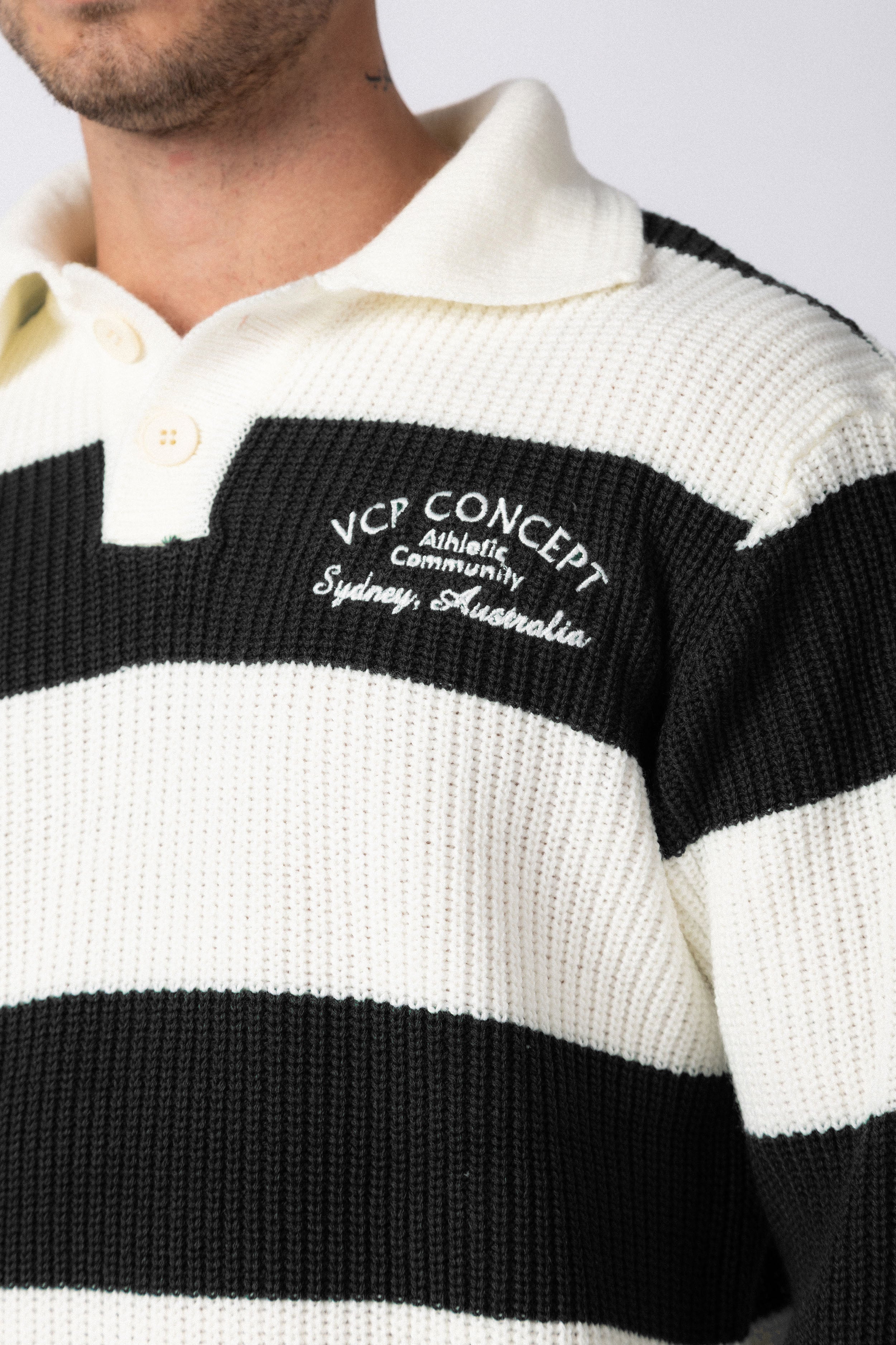 Sweater Athletic Negro