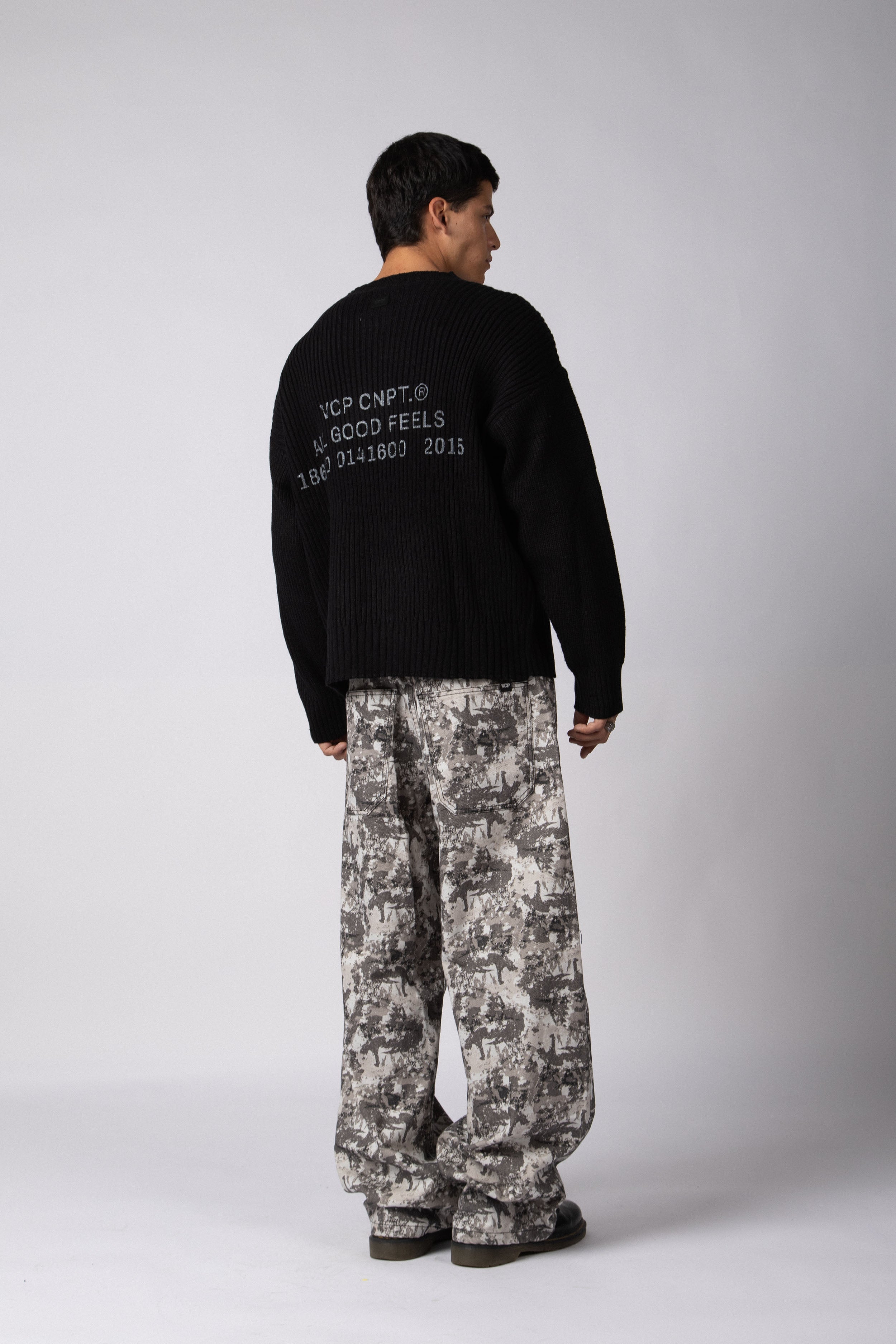 Sweater Good Feels Negro