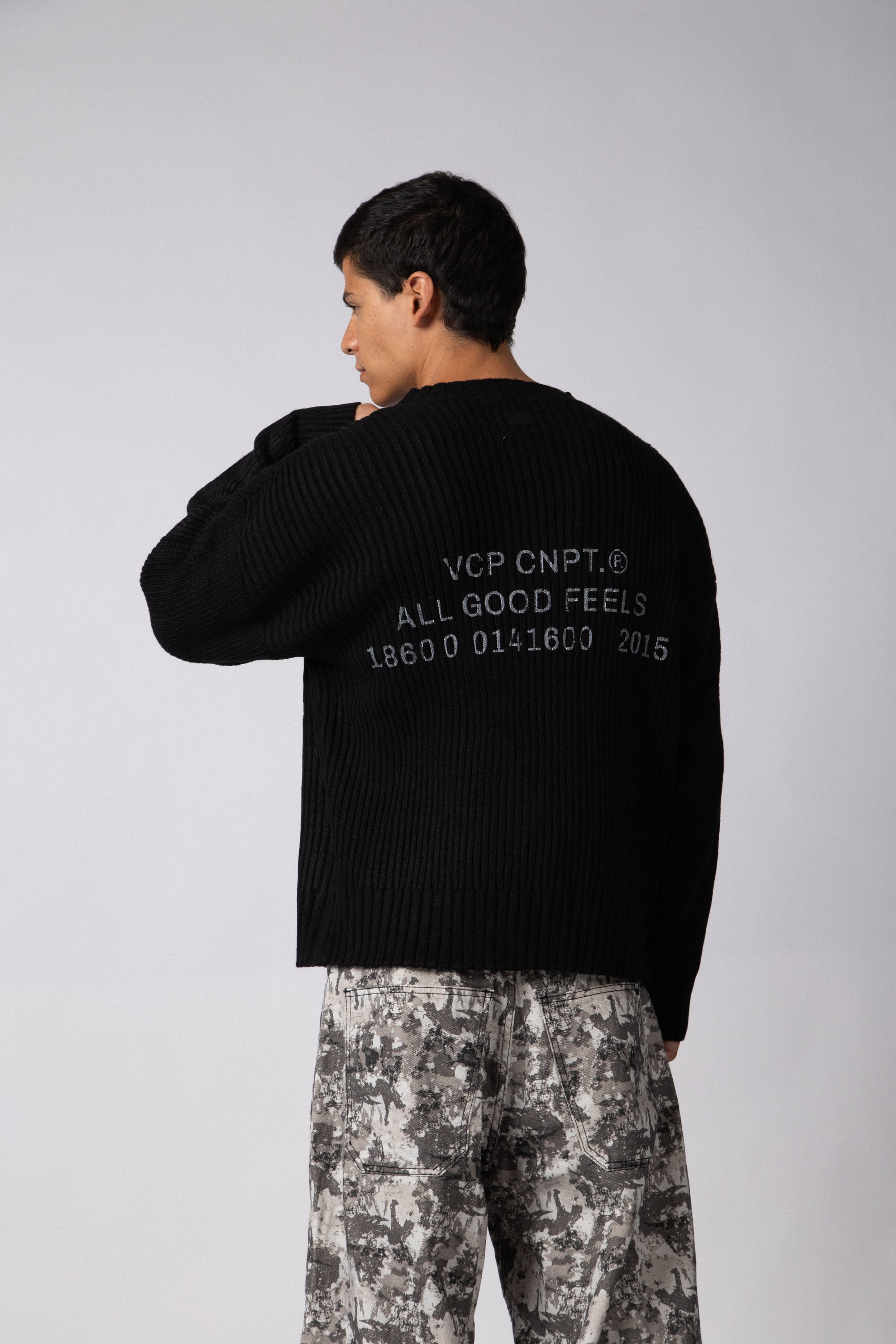 Sweater Good Feels Negro