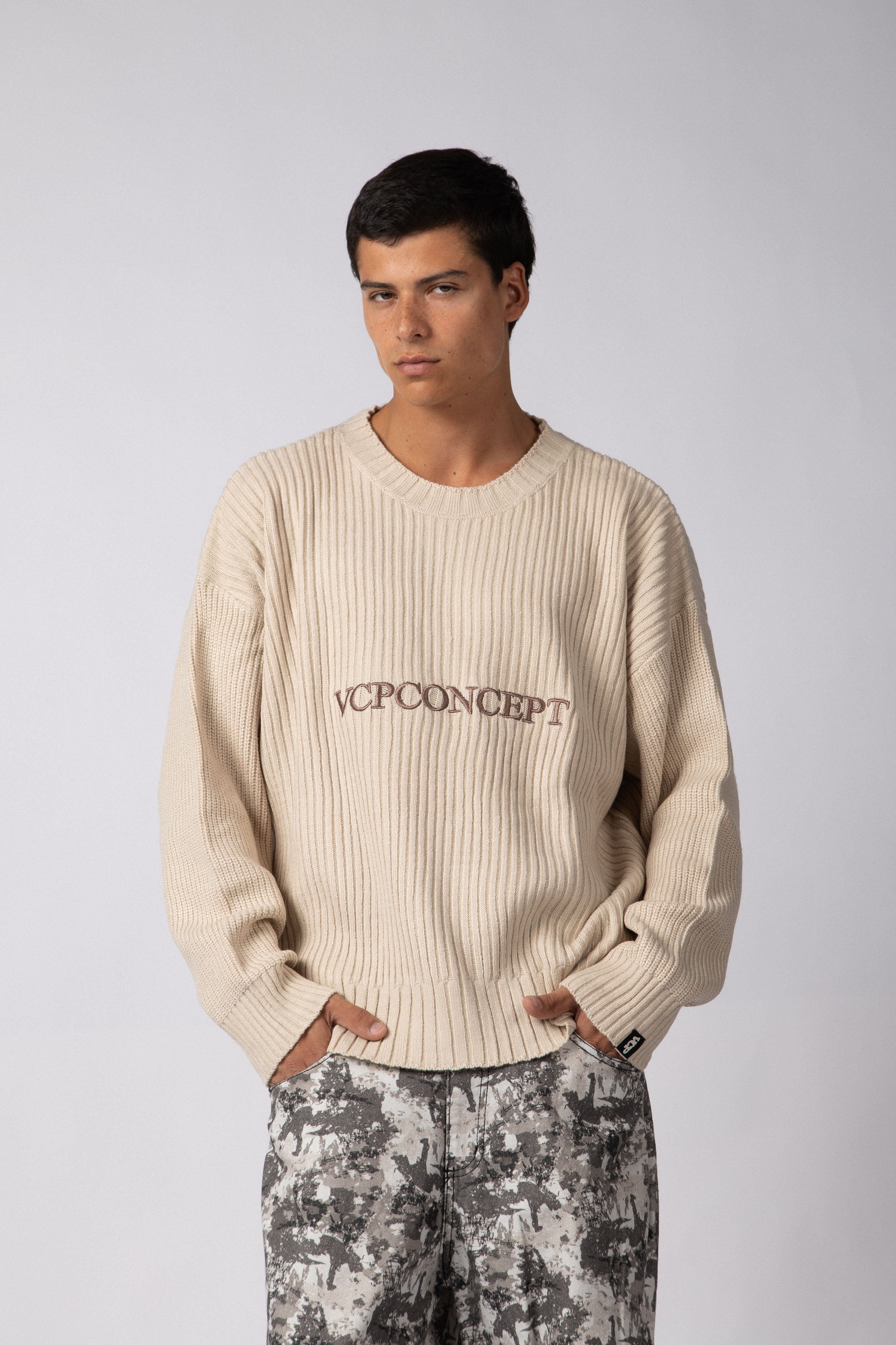 Sweater Identity Arena