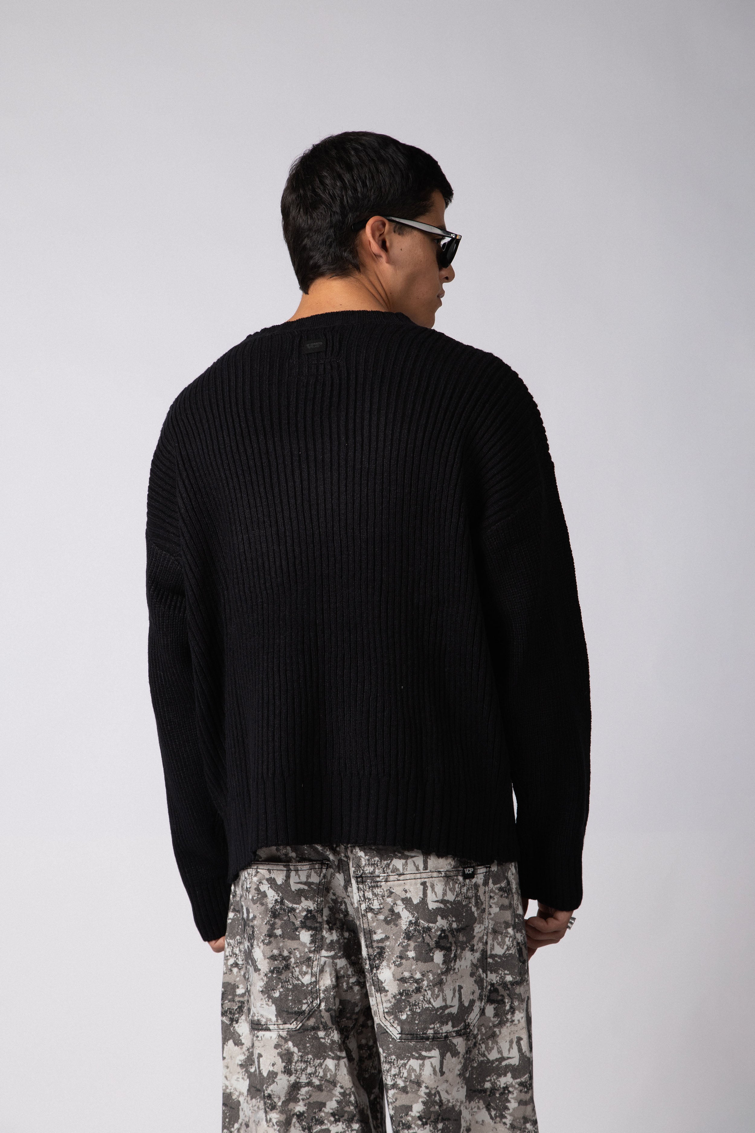 Sweater Identity Negro