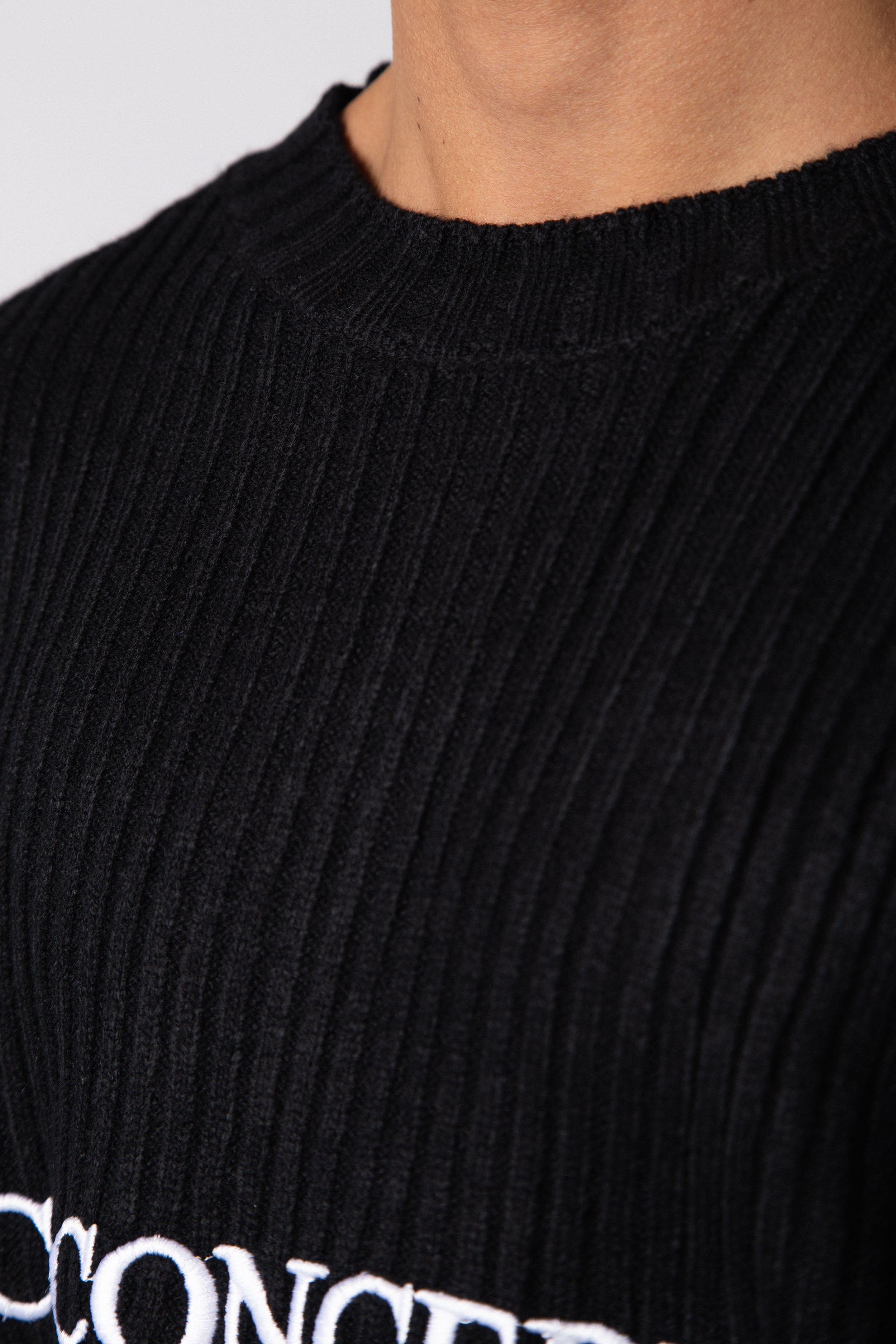 Sweater Identity Negro