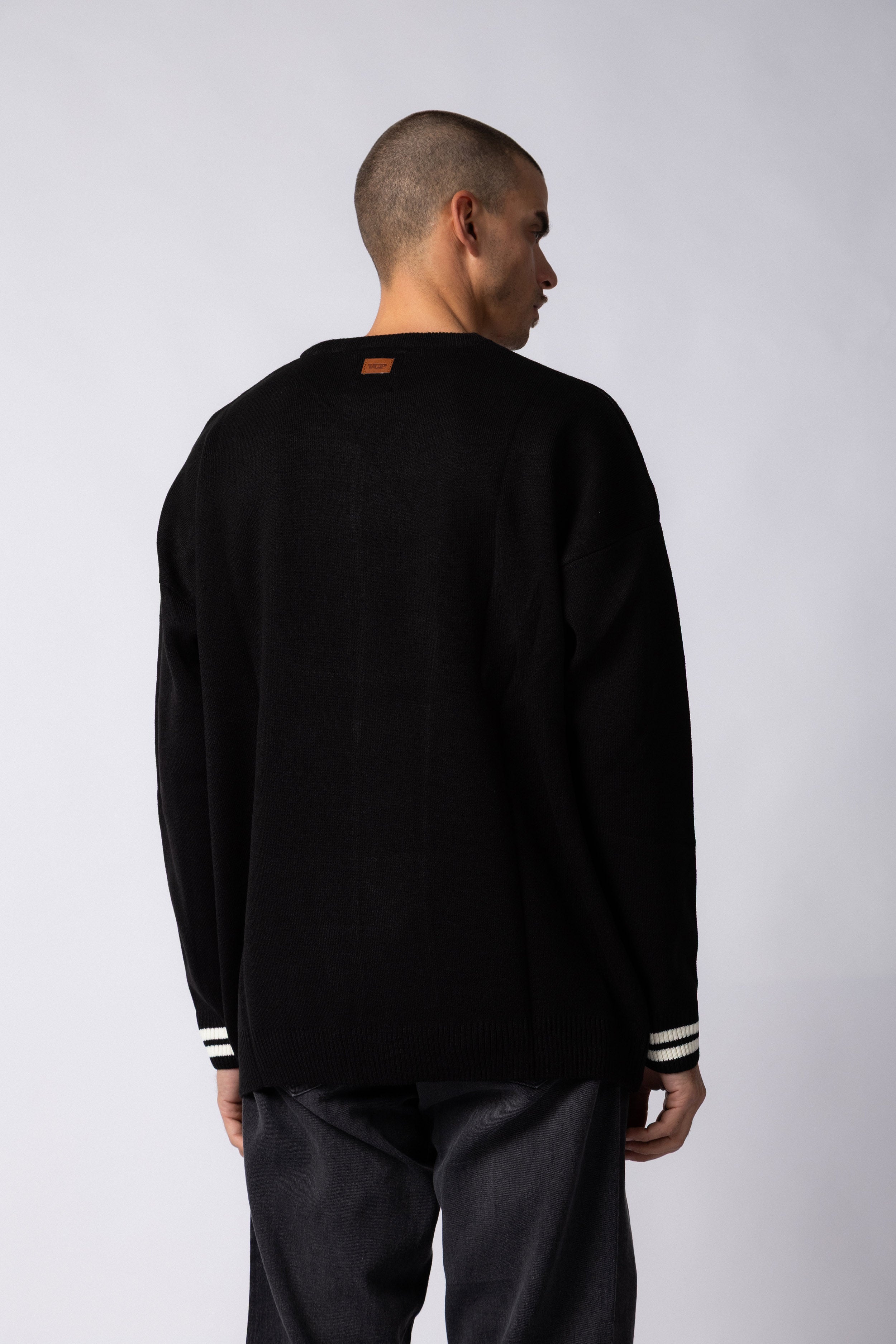 Sweater Over Dioniso