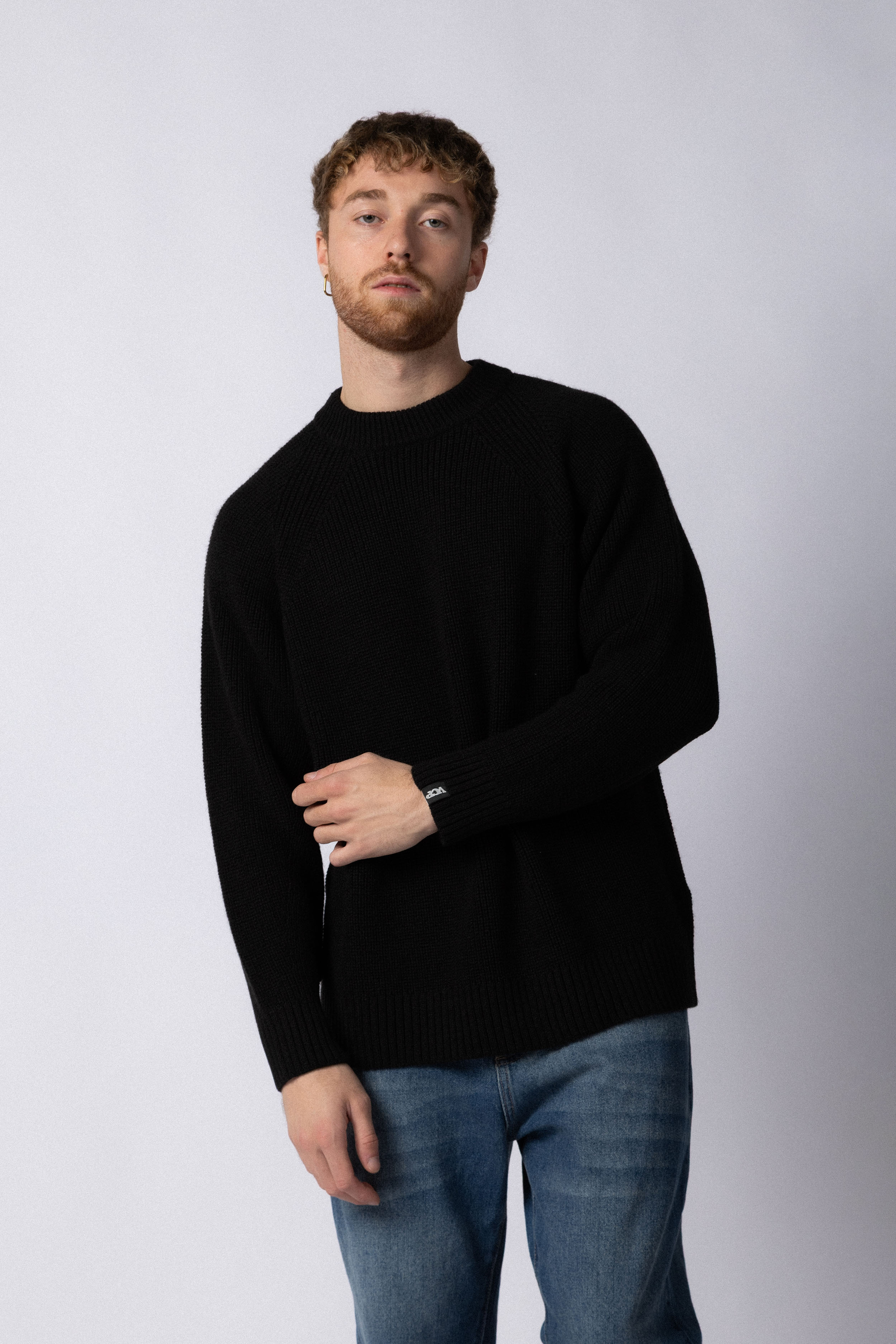 Sweater Over Vekor Negro