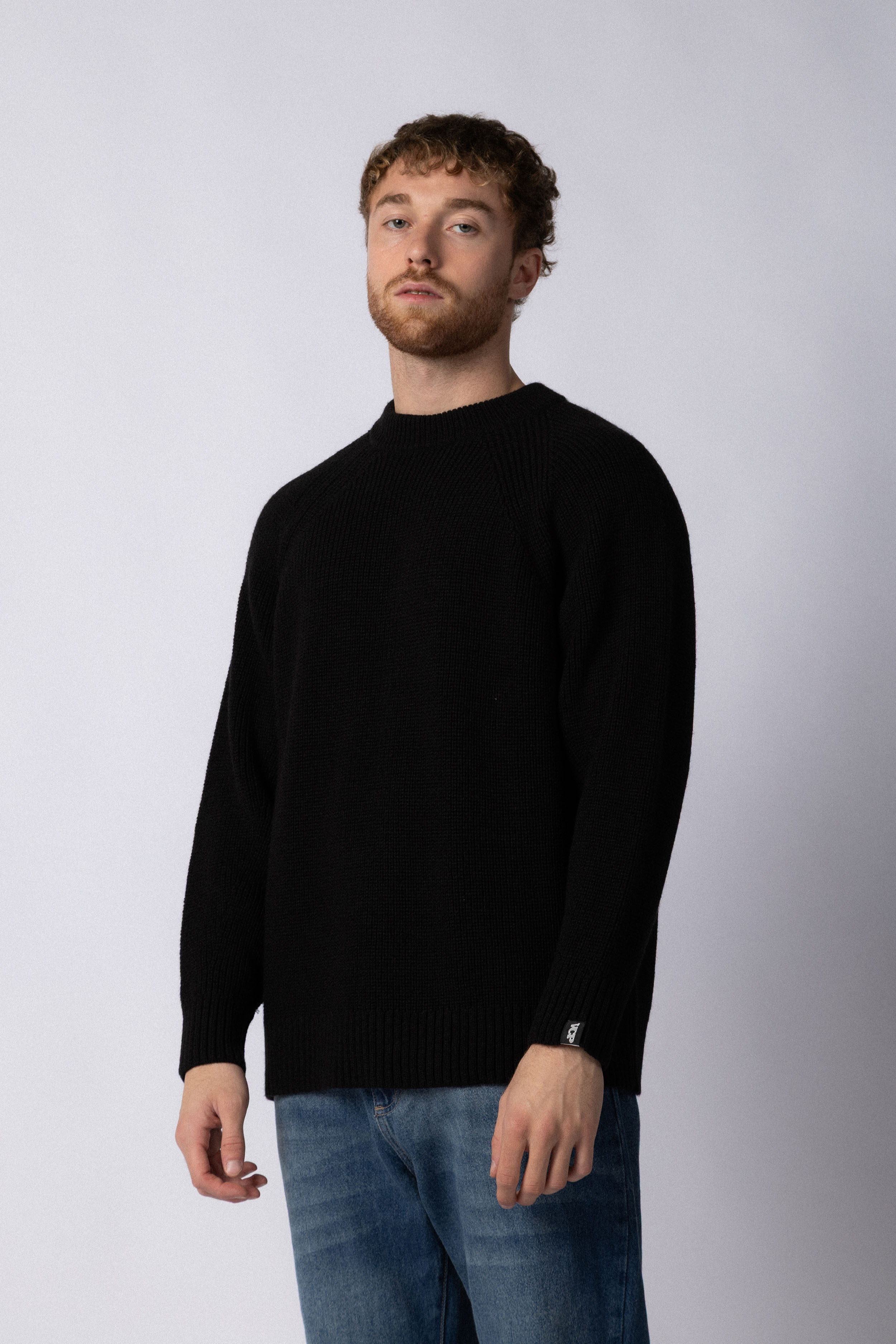 Sweater Over Vekor Negro
